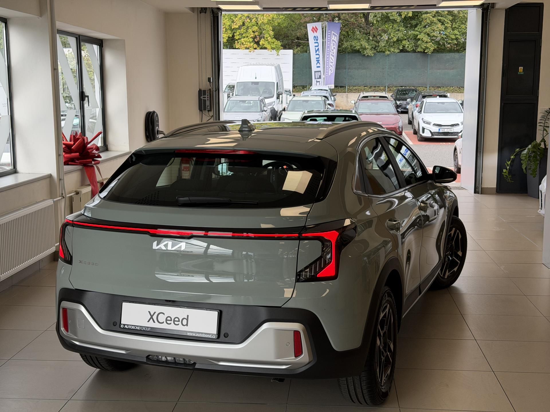 Kia XCee´d, 1,6 T-GDi 7DCT SPIN 110 KW 27 - fotka 2