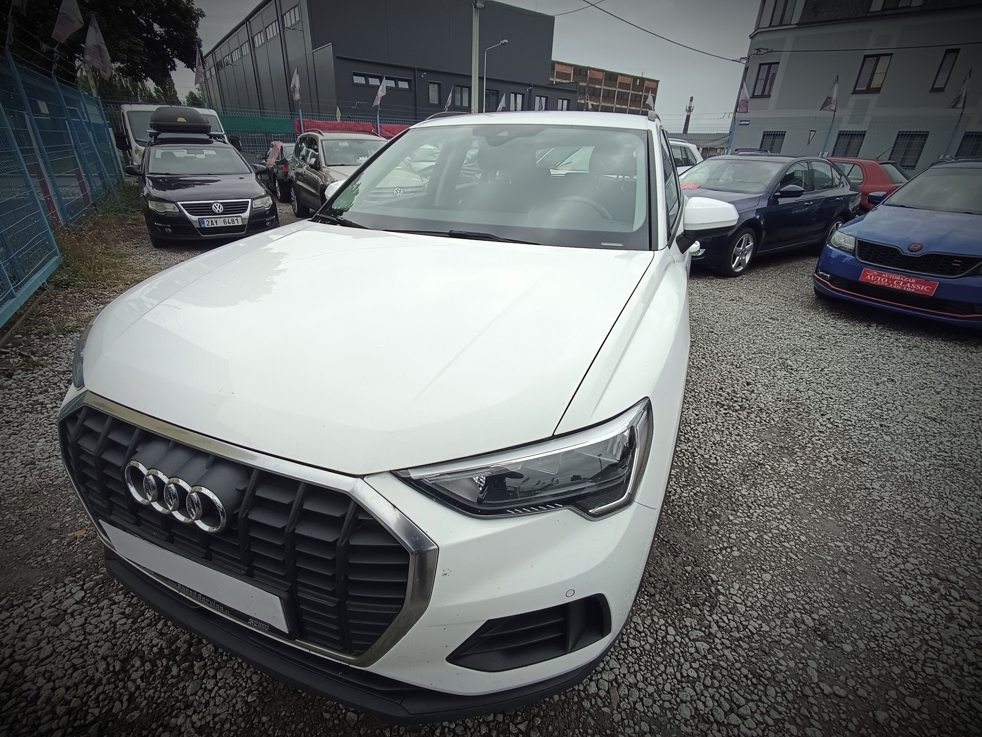 Audi Q3, 2,0TDI Quattro 72TKM 1.maj DPH