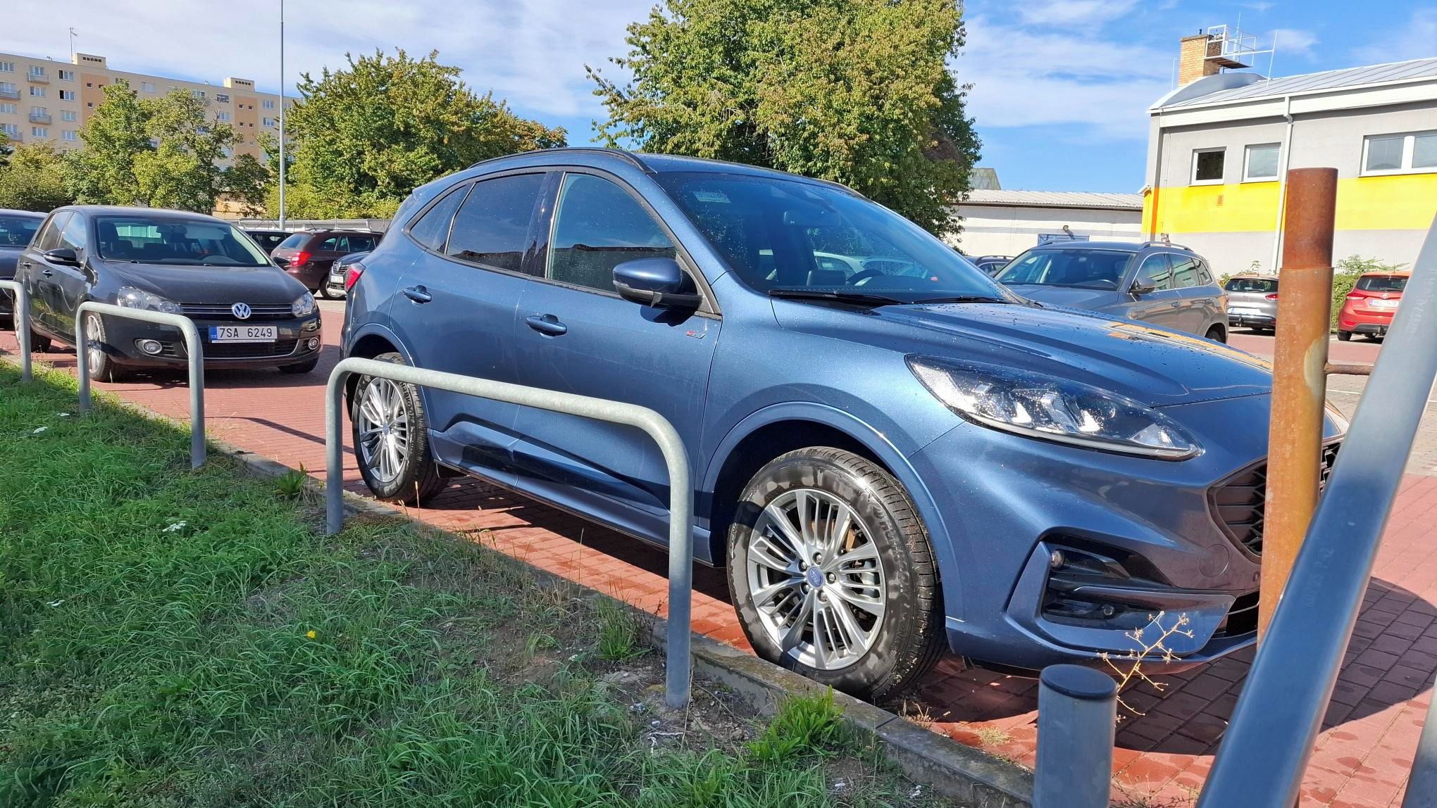 Ford Kuga, 2.5 PHEV ST LINE - fotka 4