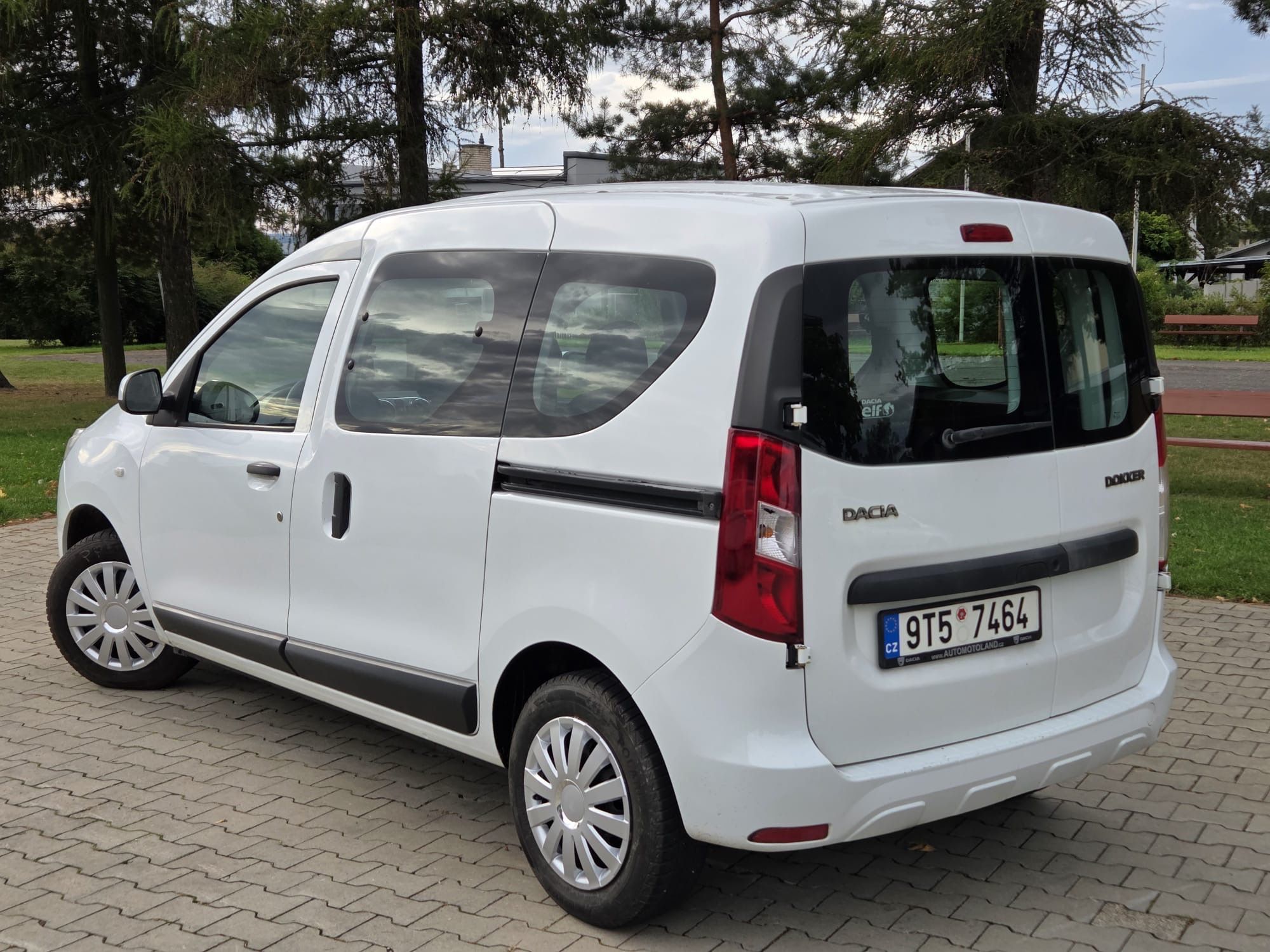 Dacia Dokker, 1.2-5Mist-1.maj Čr - fotka 4