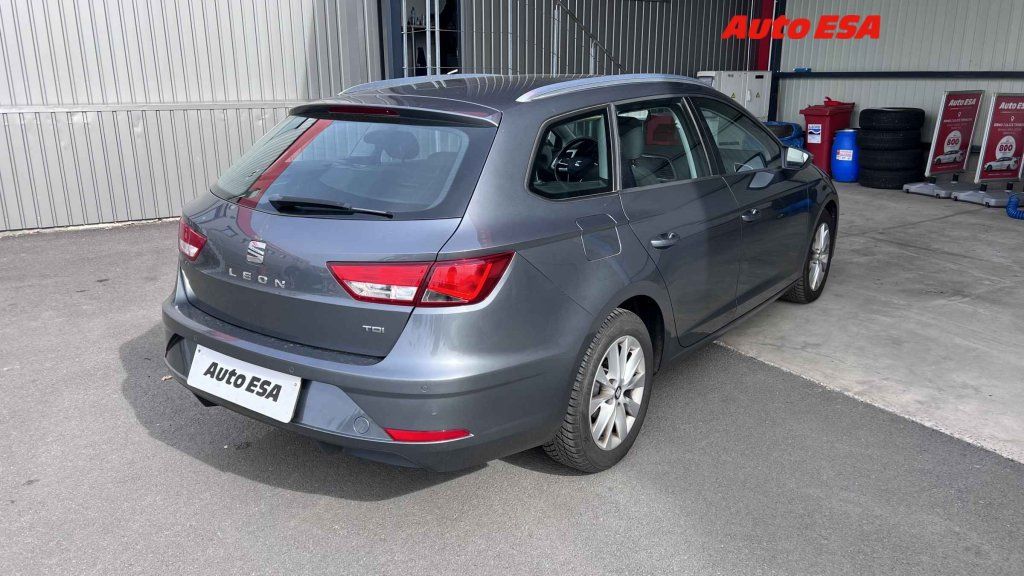 Seat Leon, 1.6 TDi - fotka 2