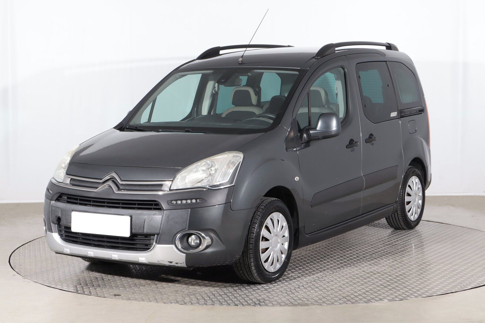 Citroën Berlingo, 1.6 HDi, XTR, 5Míst, ČR, 1Maj - fotka 2