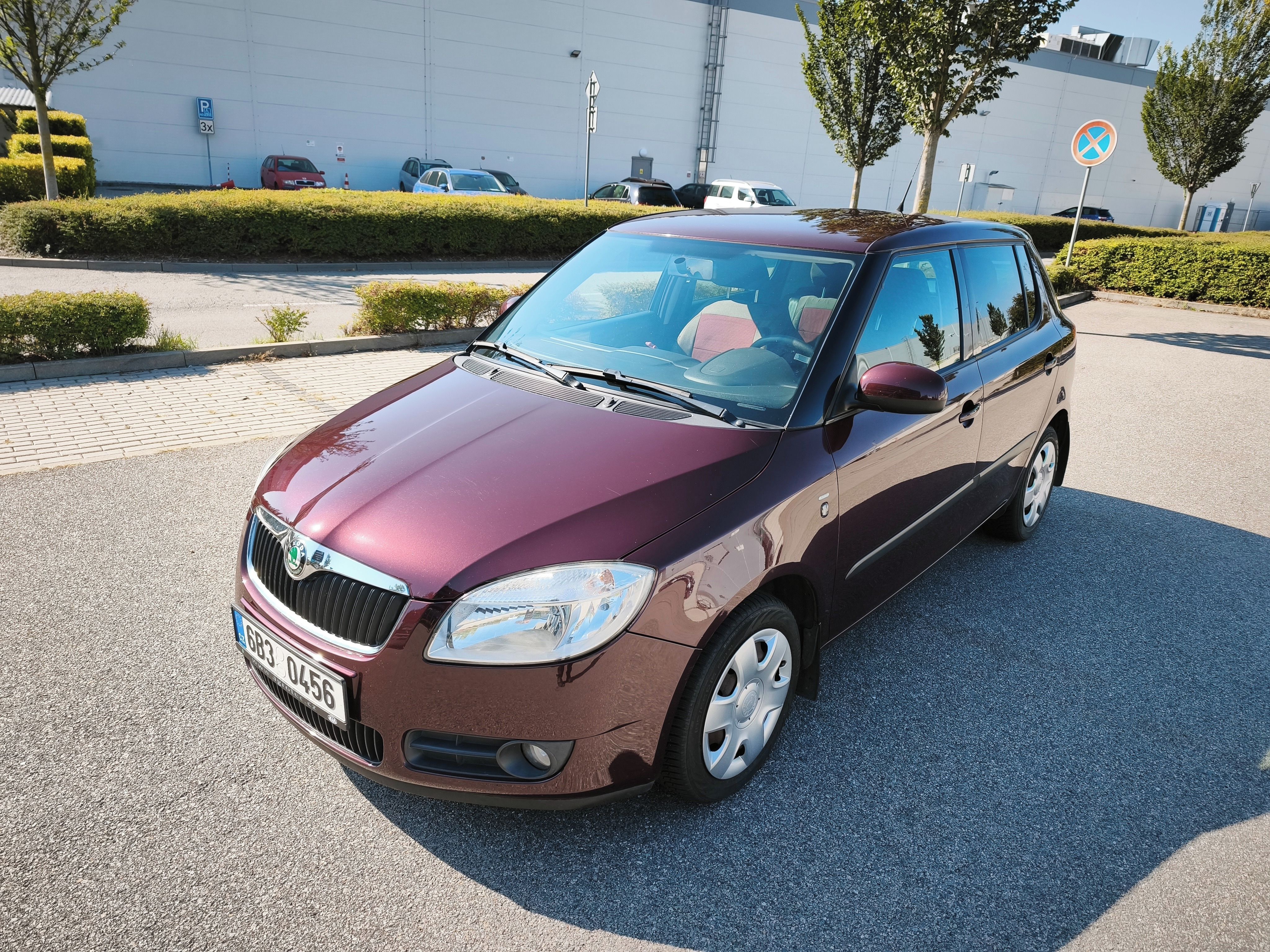 Škoda Fabia, II. 1.4 16V 63 kW - 107000km