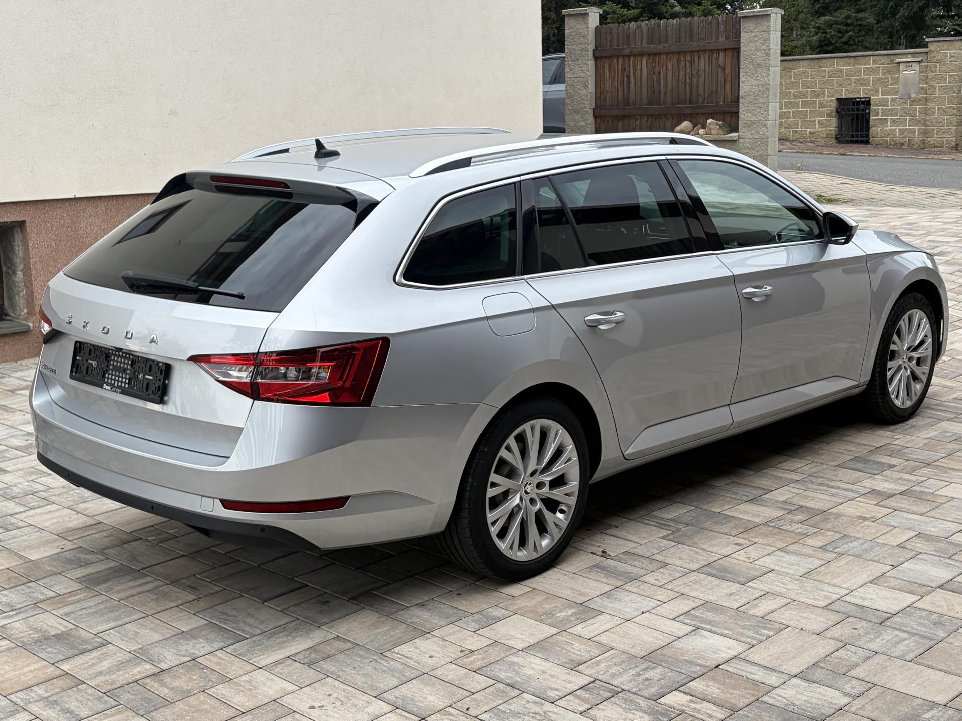 Škoda Superb, 1.5 Tsi,110kw, tazne, kuze - fotka 3