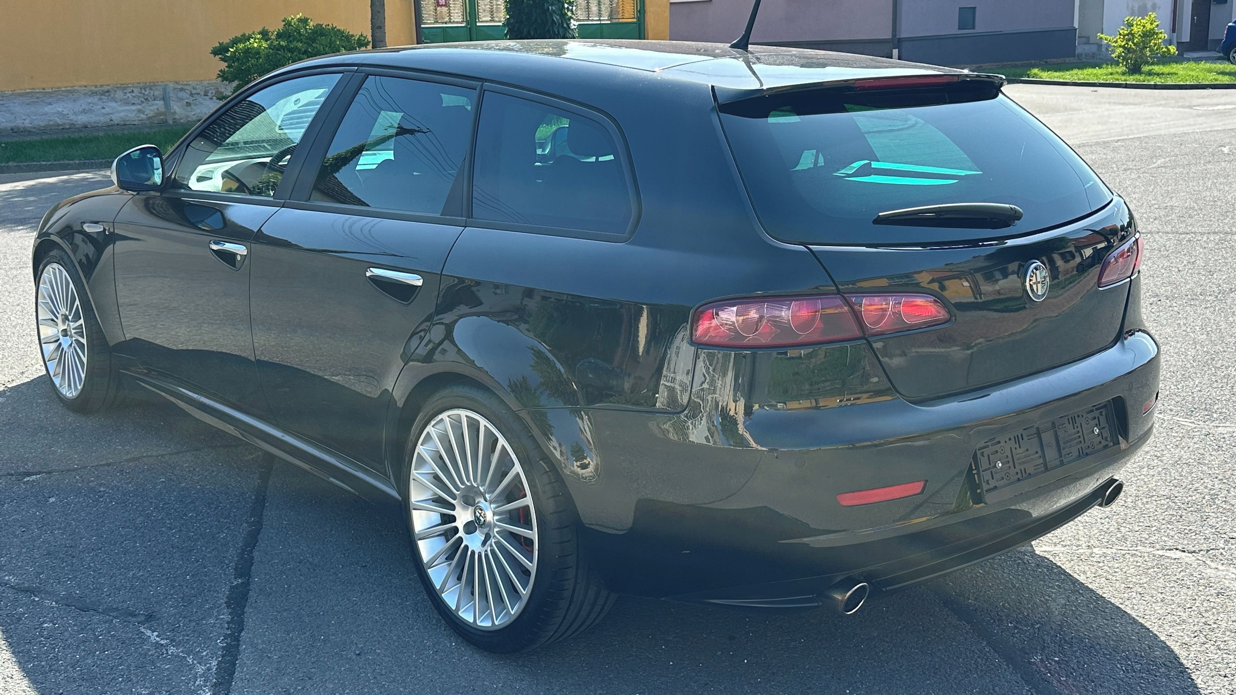 Alfa Romeo 159, 2,4JTD20V Ti - fotka 5
