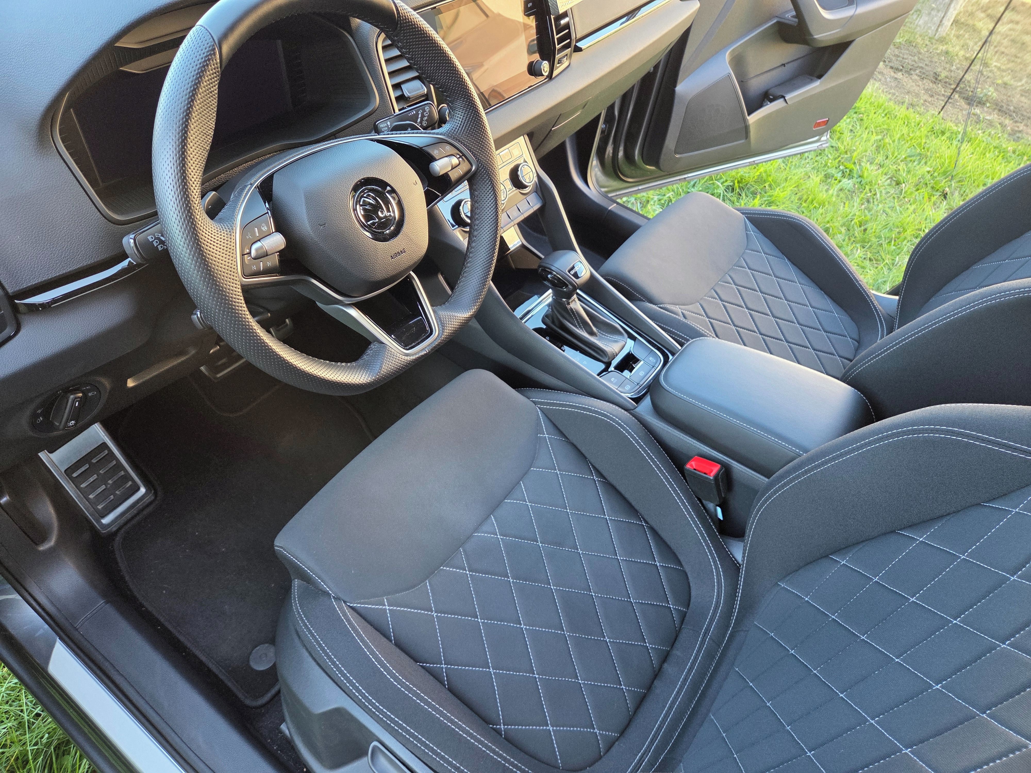 Škoda Karoq, 1.5 TSI DSG Sportline - fotka 4