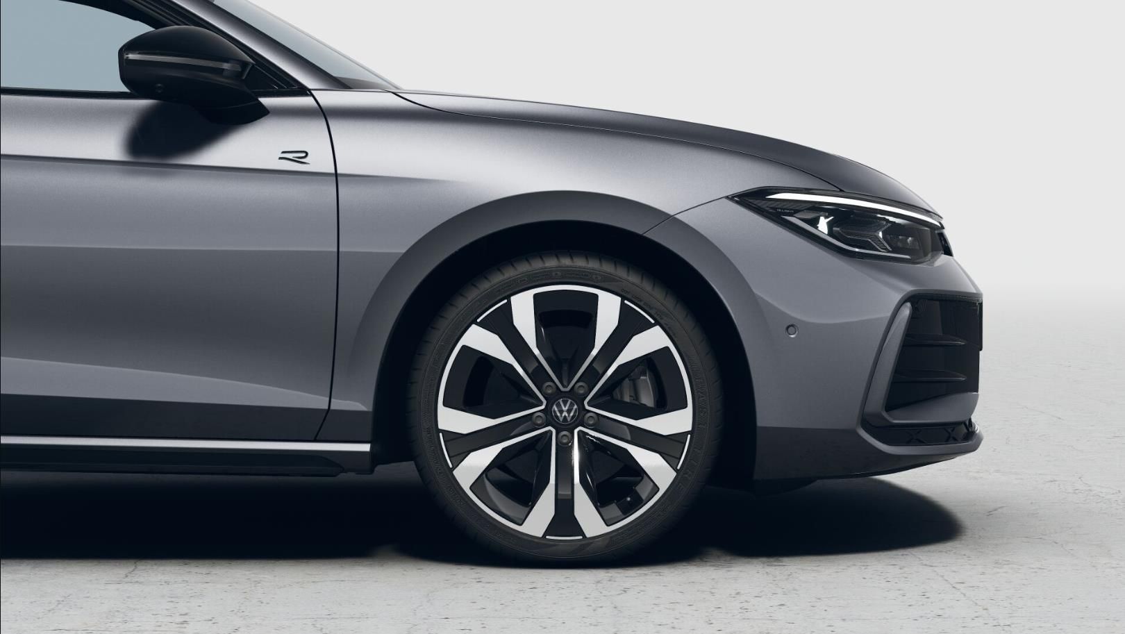 Volkswagen Passat, 2,0 TSI 150 kW - fotka 4