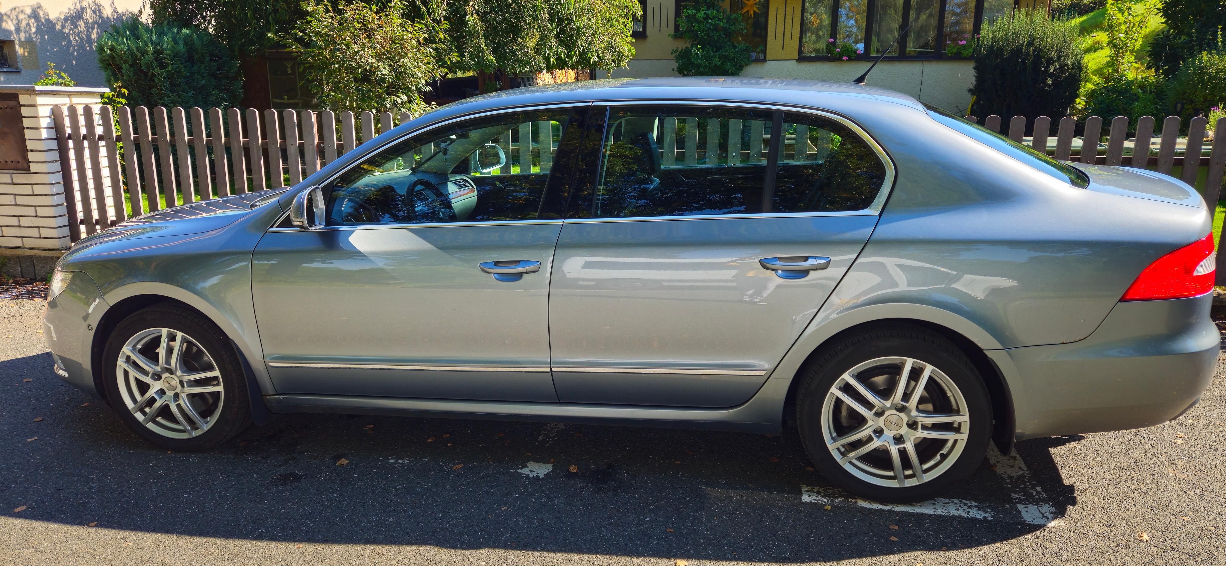 Škoda Superb, 2.0 TDI 125KW - fotka 4