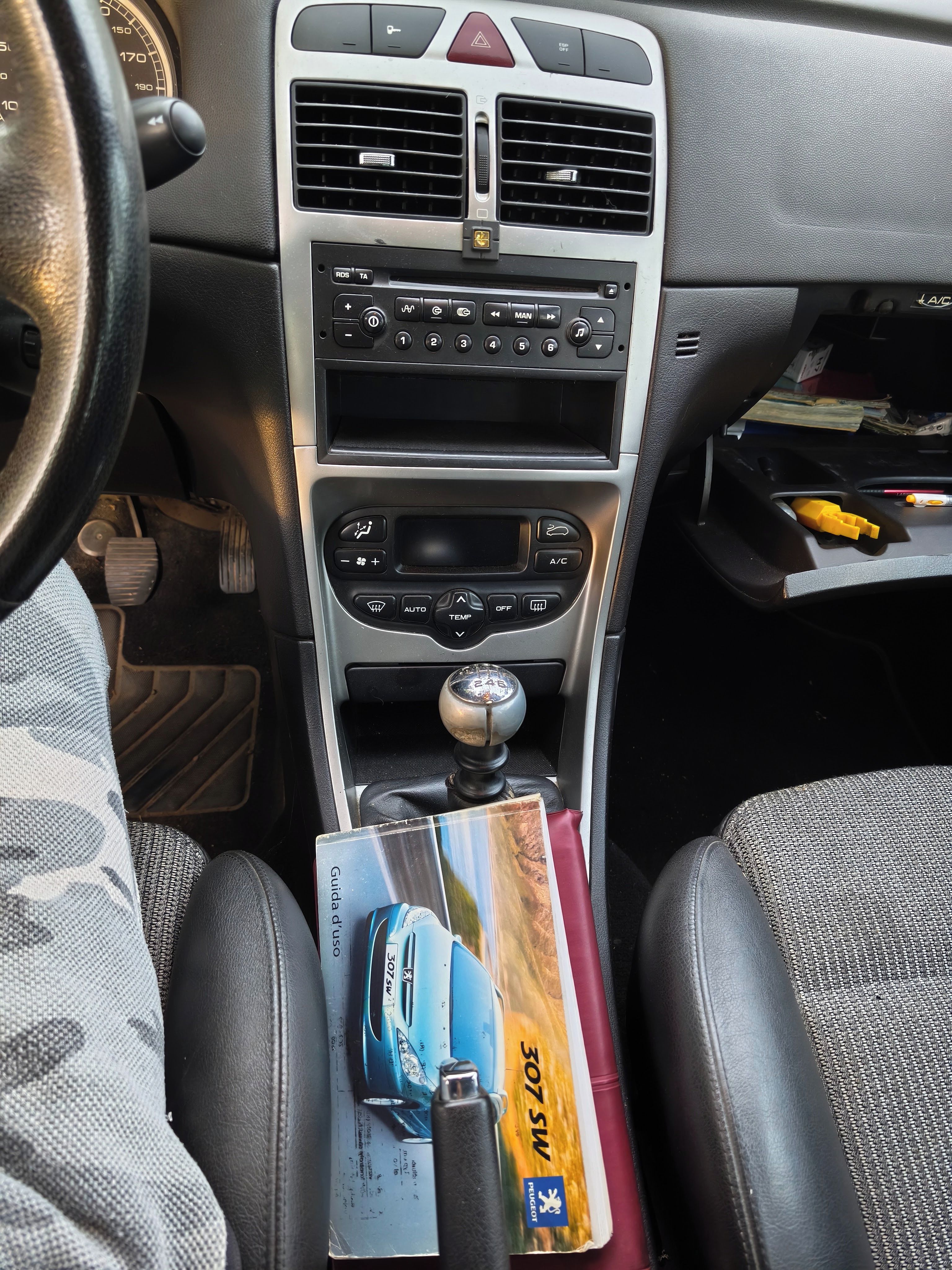 Peugeot 307, Peugeot 307SW 2,0HDi - fotka 4