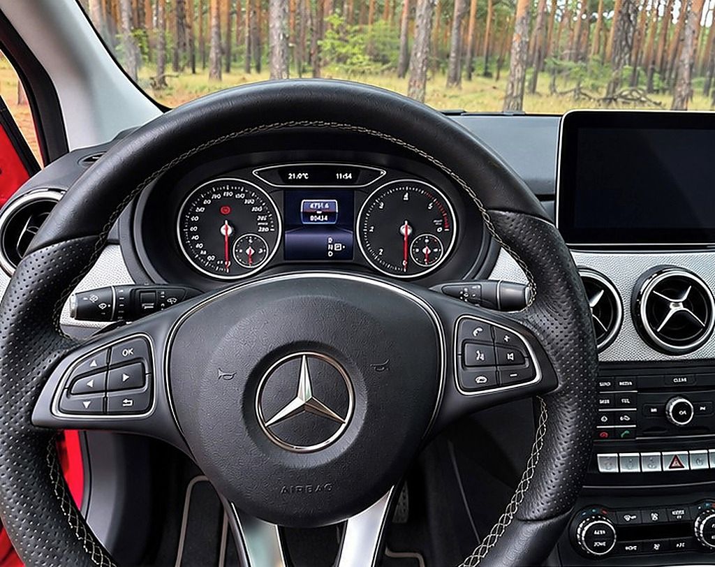 Mercedes-Benz Třídy B, Mercedes-Benz B180d, 80.434km - fotka 6