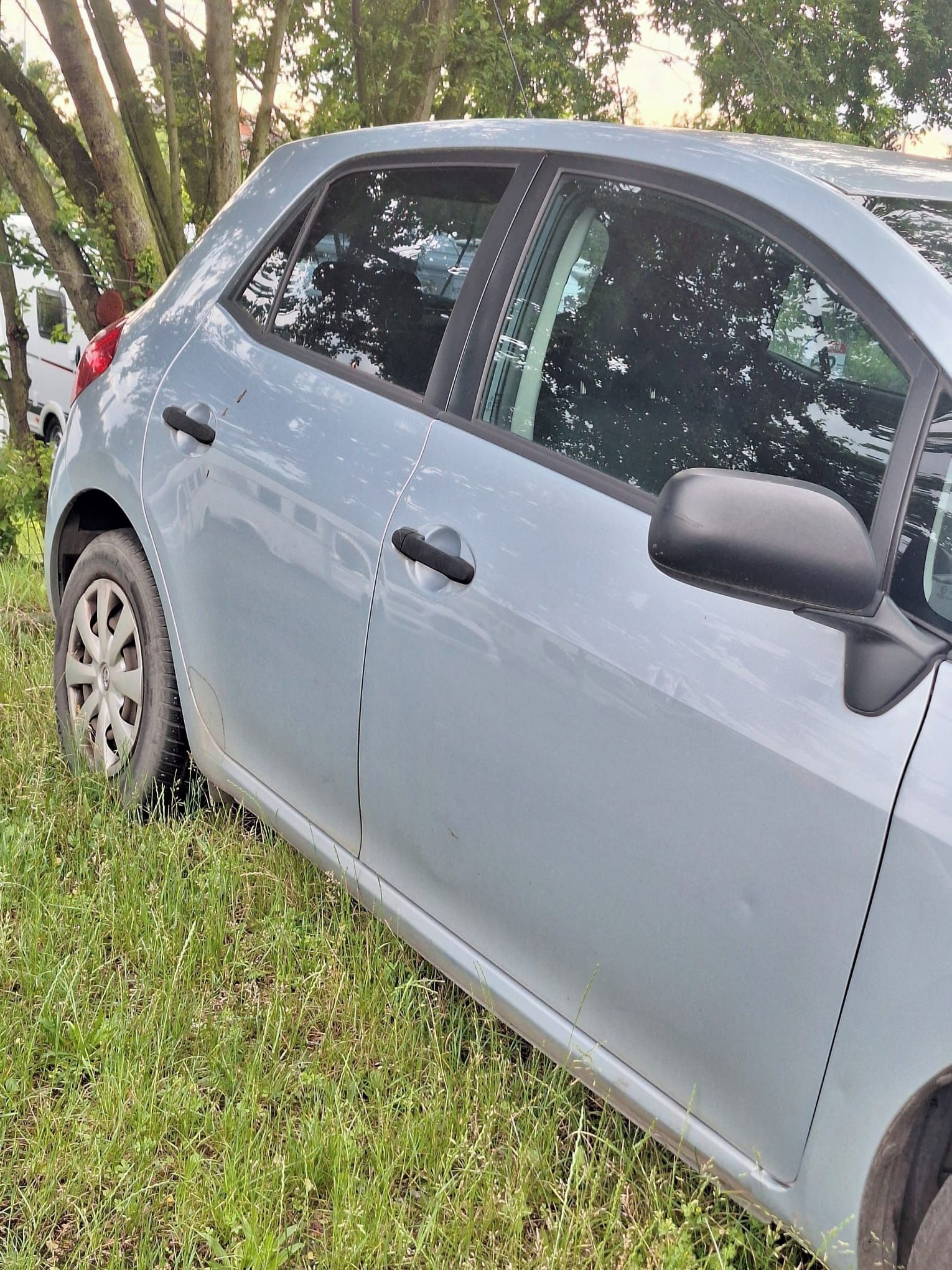 Toyota Auris, Toyota Auris 1.3i 74KW - fotka 4