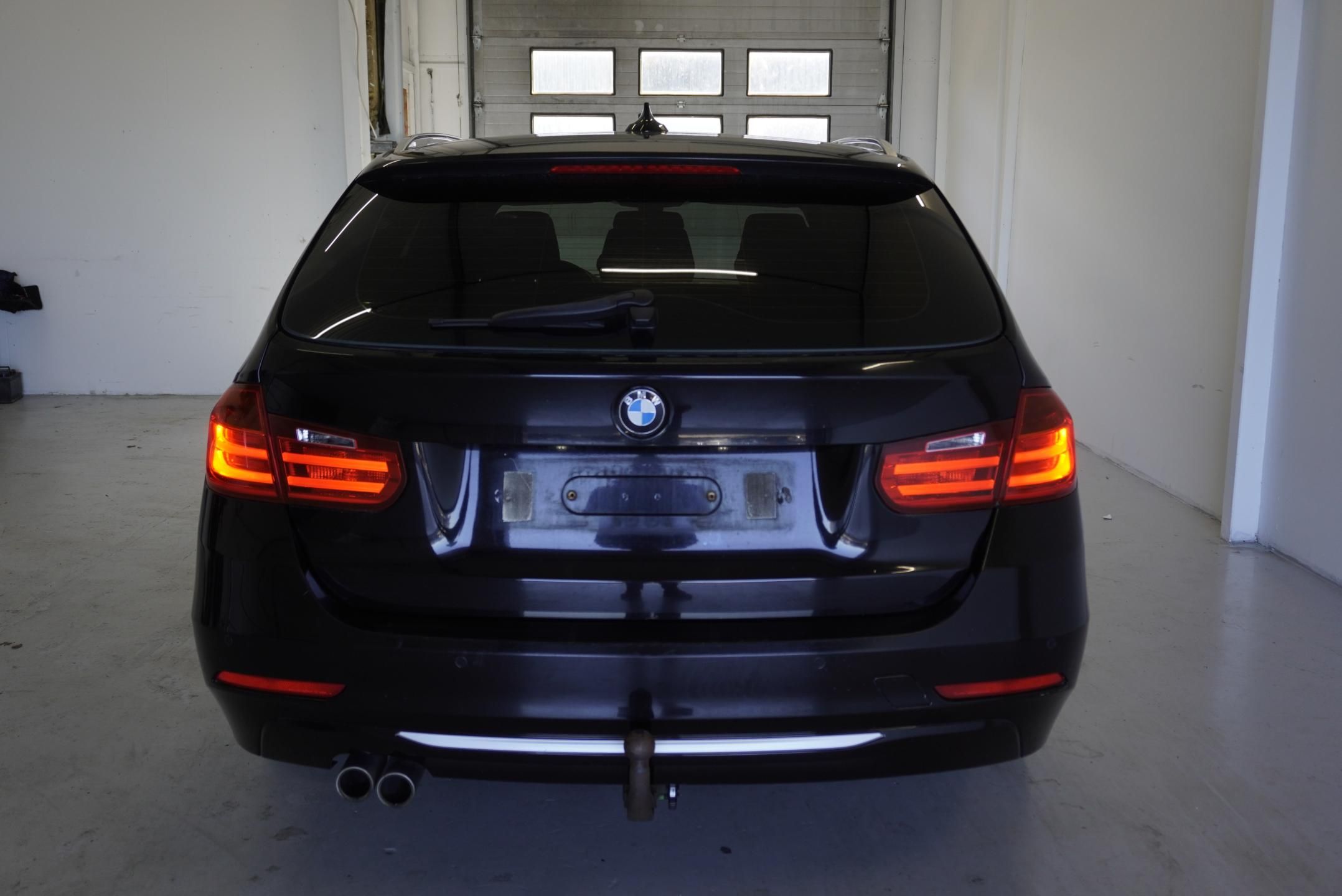 BMW Řada 3, 3,0 XDRIVE AUT. - fotka 6