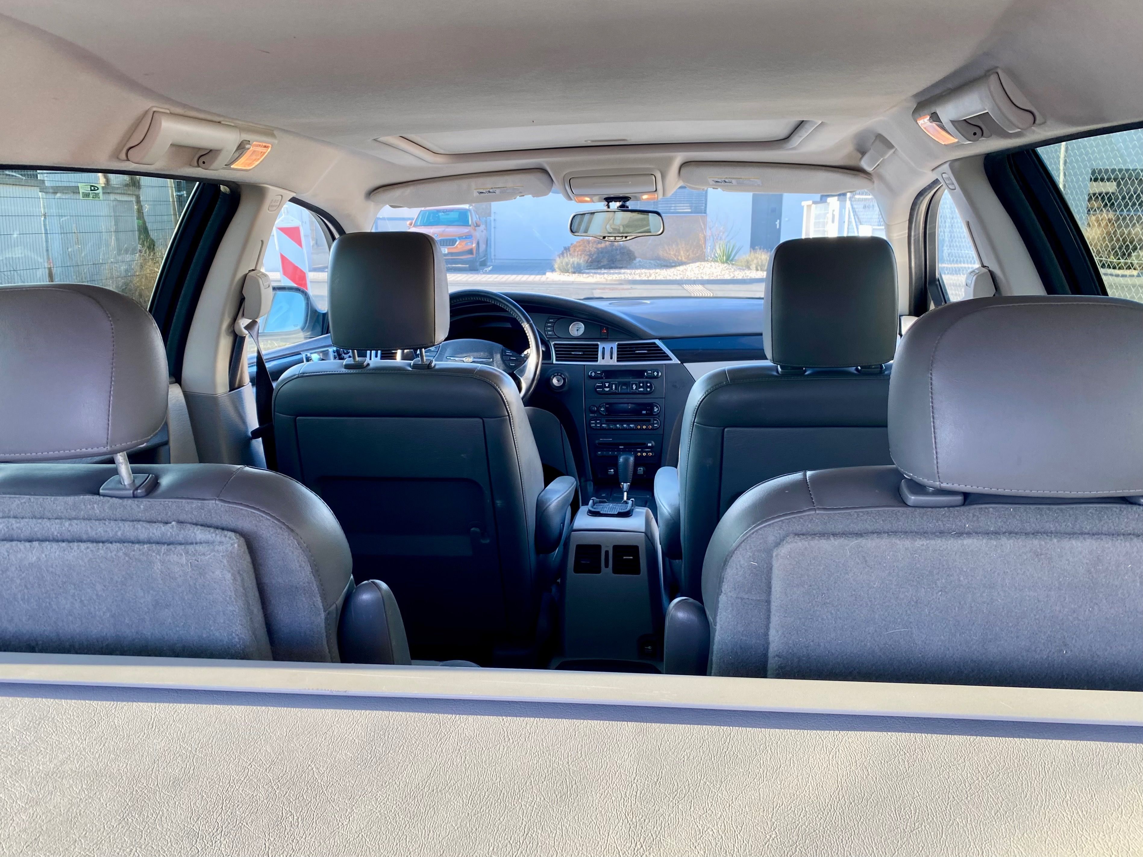 Chrysler Pacifica, Chrysler Pacifica – komfortní - fotka 4