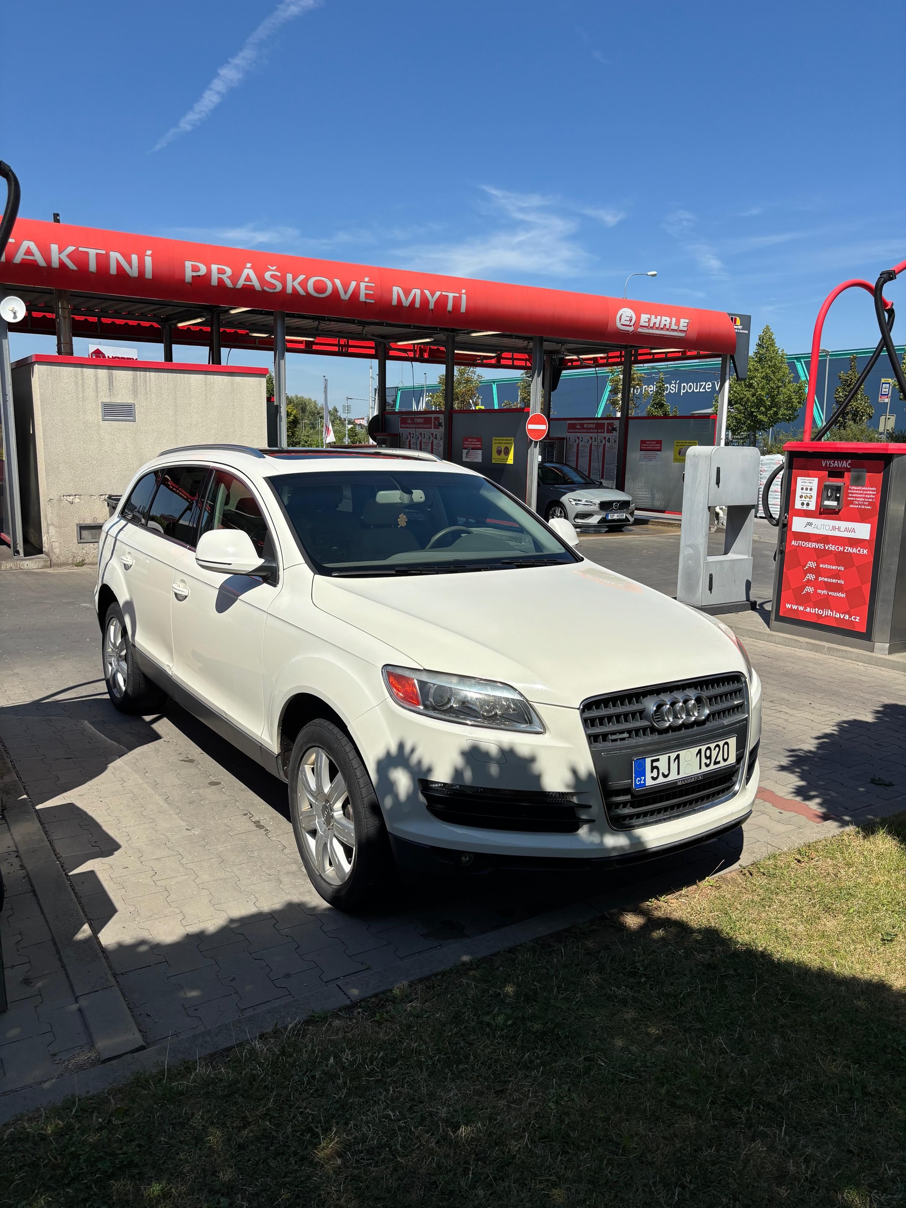 Audi Q7, Audi Q7