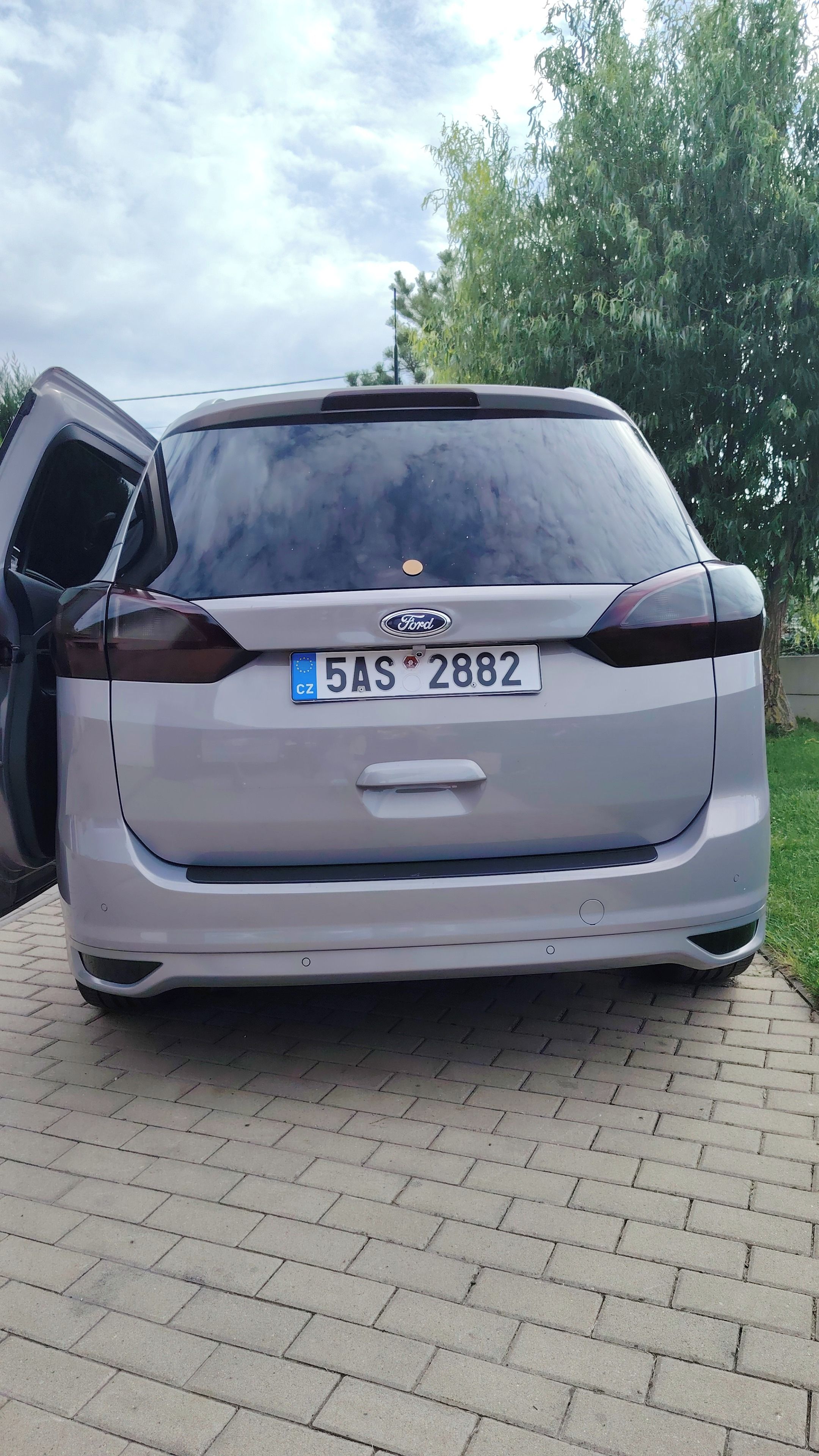 Ford Grand C-MAX, 1.6tdci 85lw - fotka 3