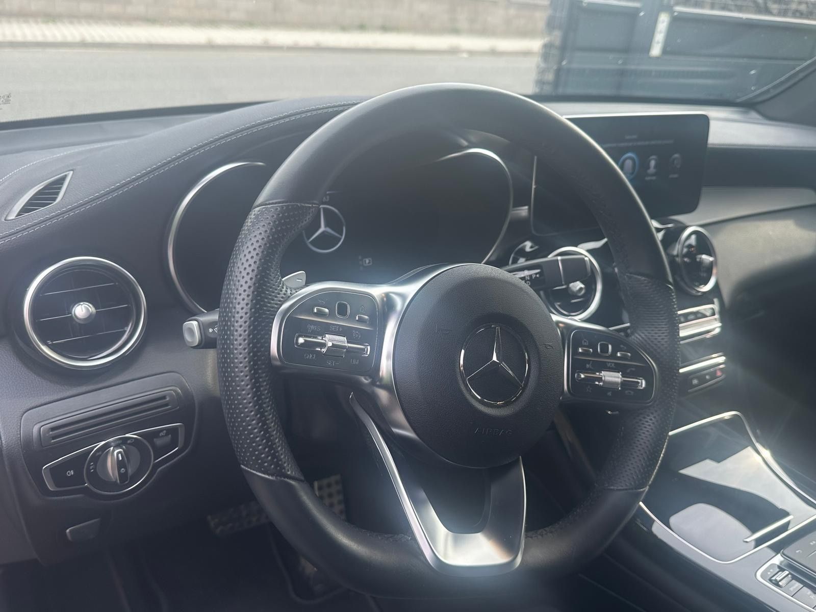 Mercedes-Benz GLC, GLC 200d 4MATIC kupé - fotka 4