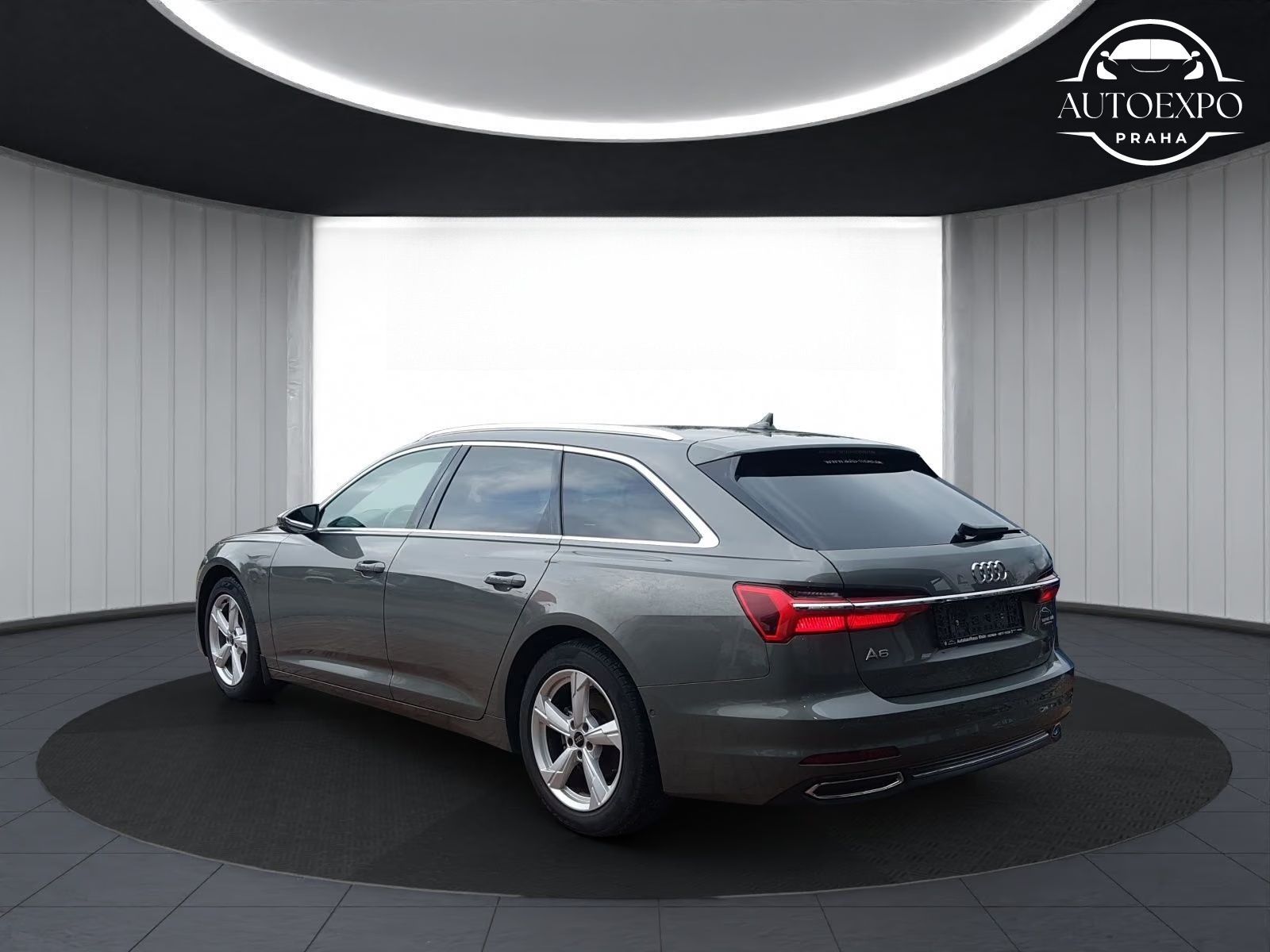 Audi A6, 40 2.0 TDI Avant quattro sport - fotka 4