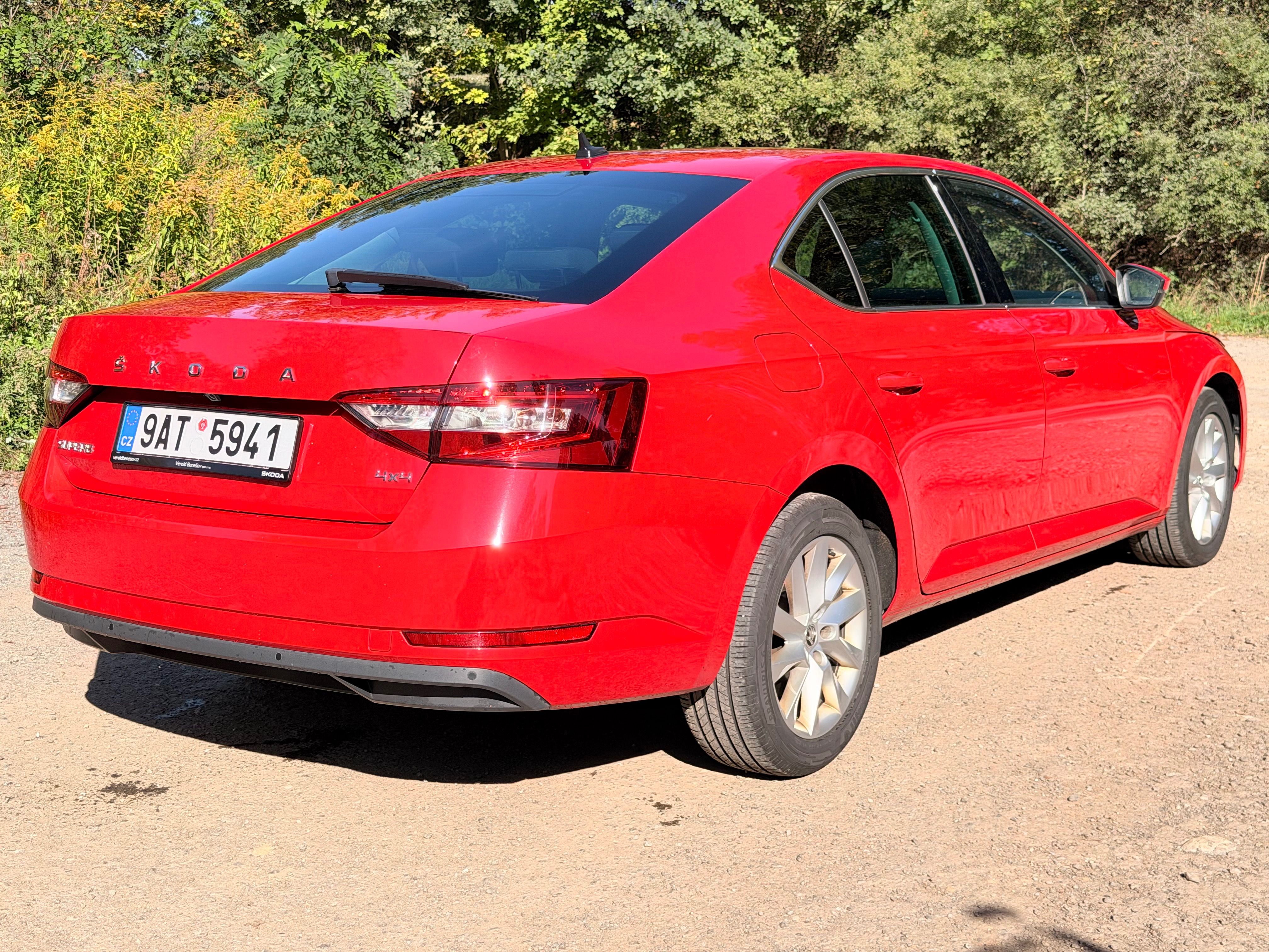 Škoda Superb, 2.0TDI DSG Style 4x4 - fotka 4