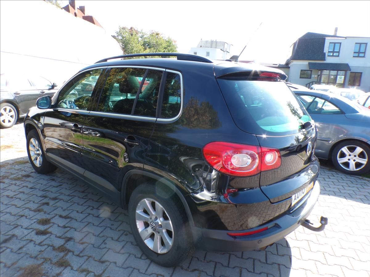 Volkswagen Tiguan, 2,0 TDI  TAŽNÉ ZAŘÍZENÍ - fotka 4
