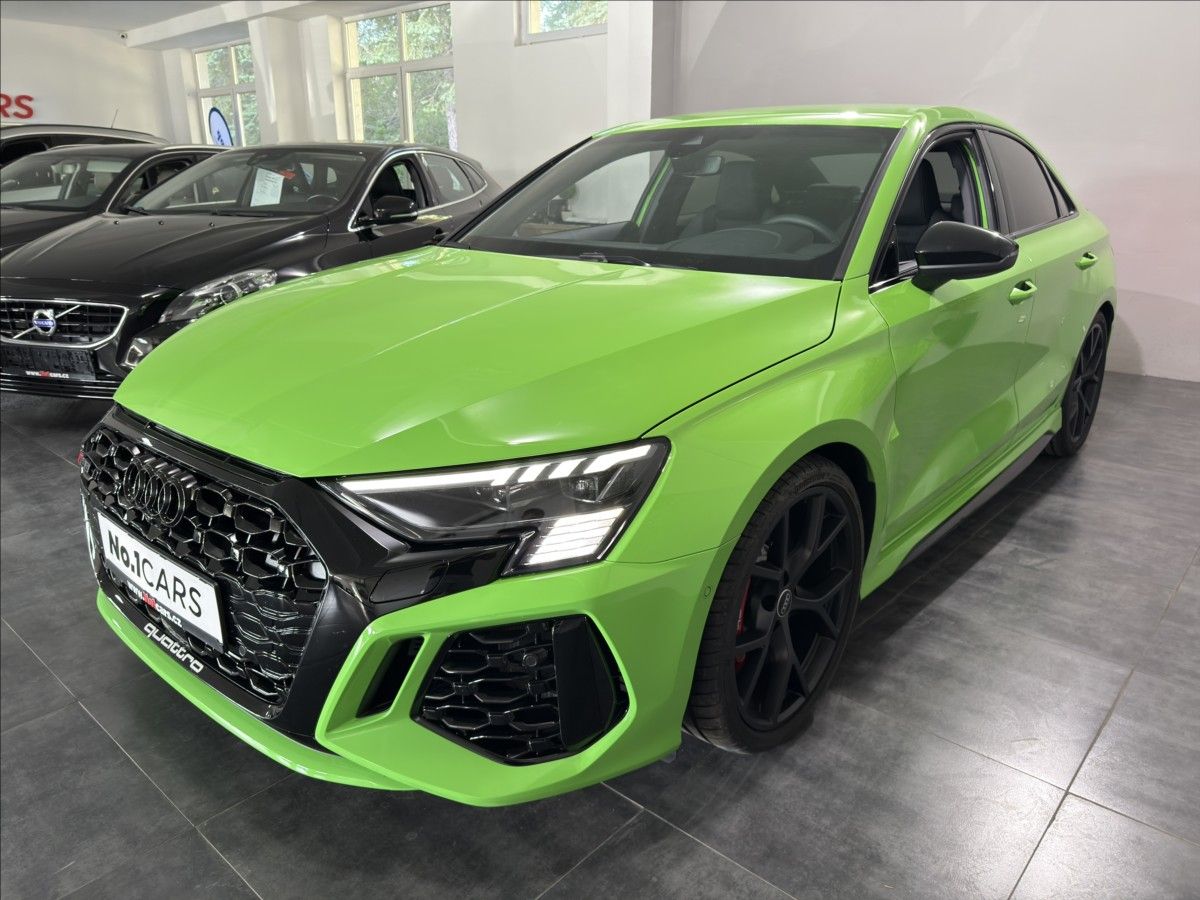 Audi RS3, 2,5   TFSI 400HP B&O QUATTRO - fotka 3