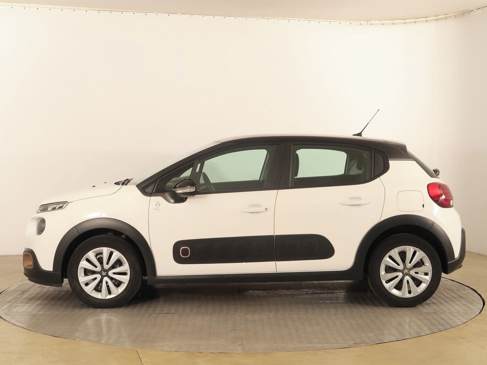 Citroën C3, 1.2 PureTech - fotka 3