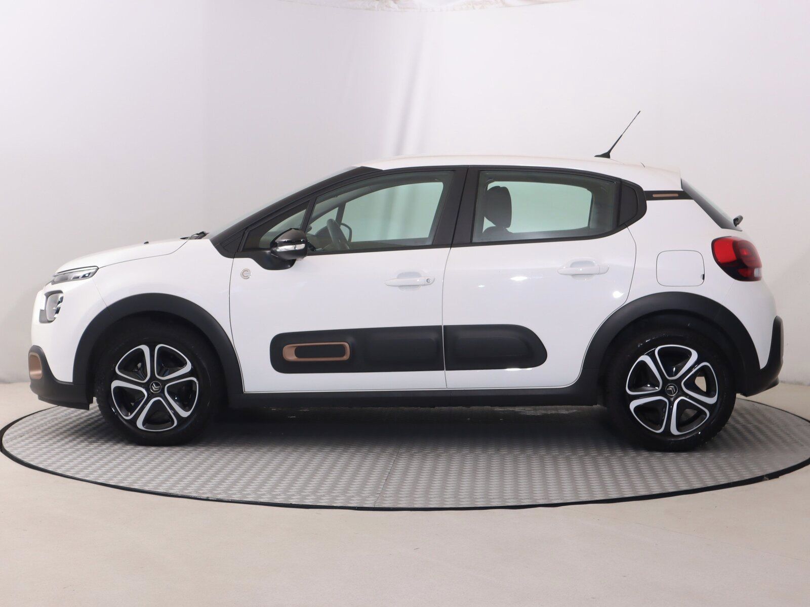 Citroën C3, 1.2 PureTech, Serv.kniha - fotka 3