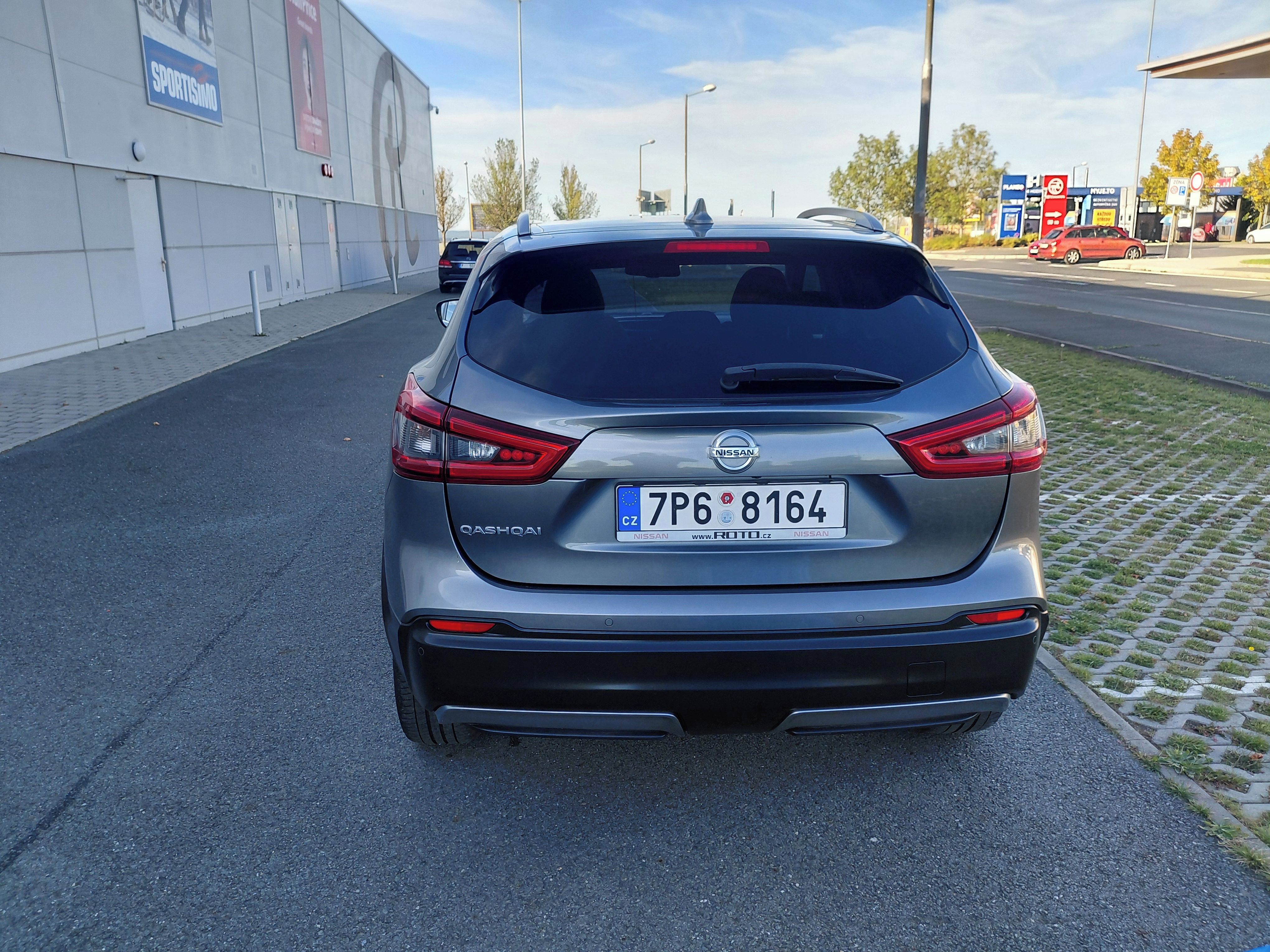 Nissan Qashqai, 1.3 - fotka 6