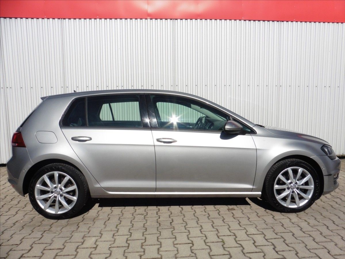 Volkswagen Golf, 1.4 TSi Highline 1.maj - fotka 6