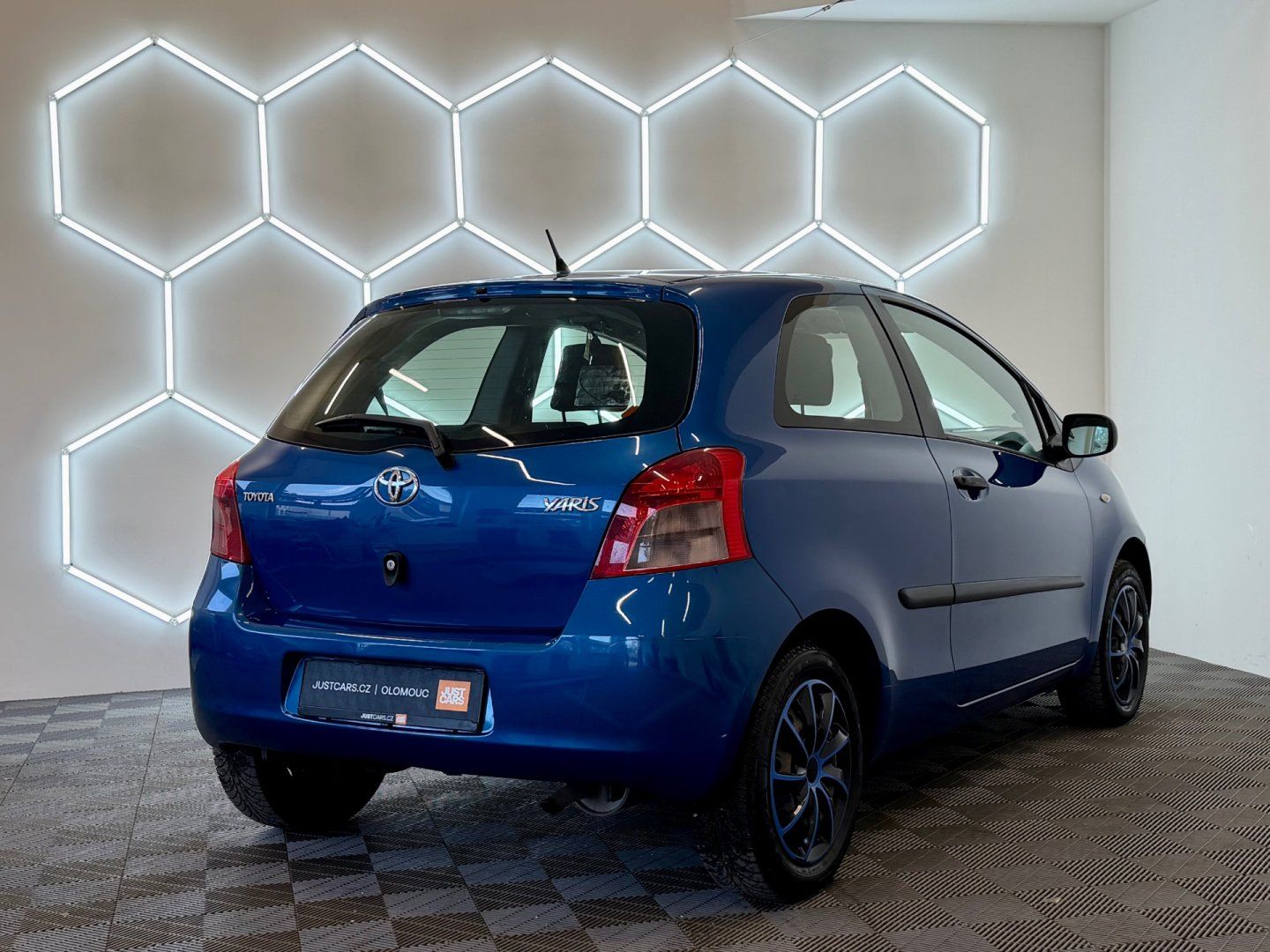 Toyota Yaris, 1.0 VVT-i, 51kW - fotka 6