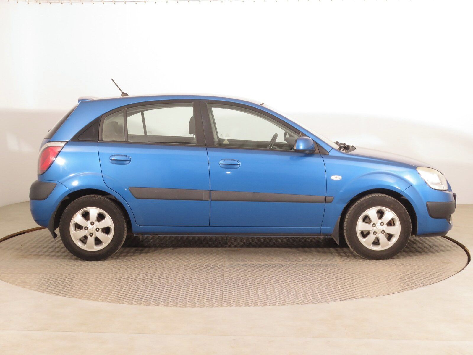 Kia Rio, 1.4 16V, po STK - fotka 6