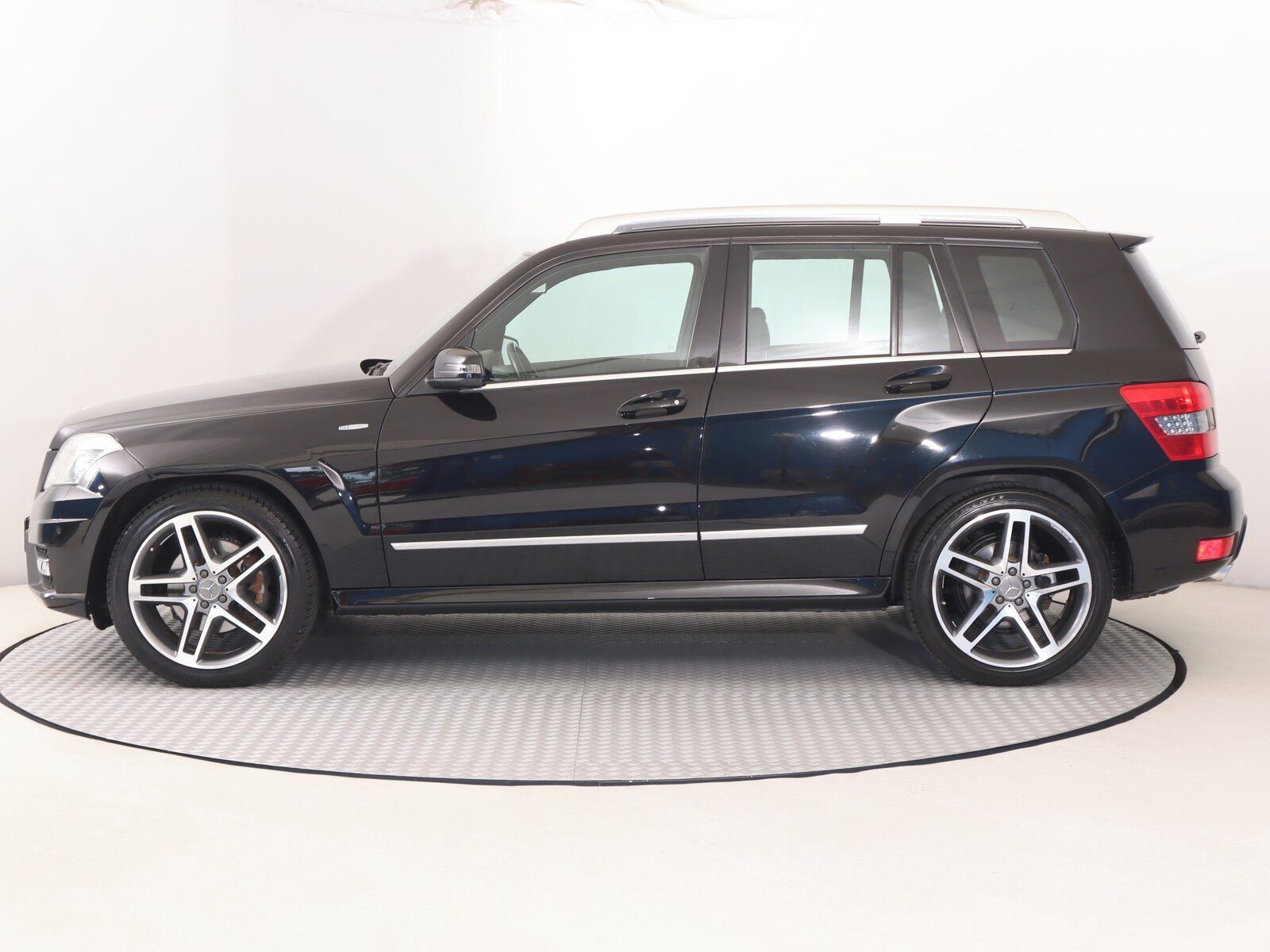 Mercedes-Benz GLK, 220 CDI, 4X4, Automat - fotka 3
