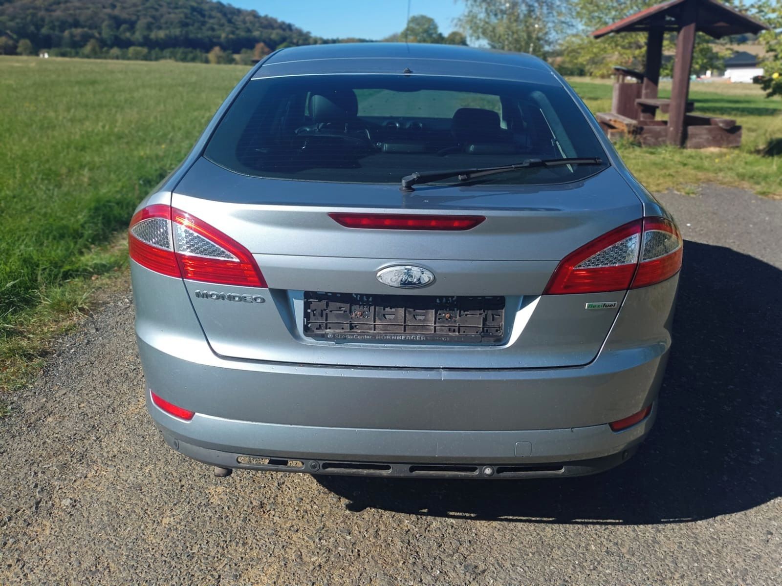 Ford Mondeo, Ghia 2.0 107Kw - NOVÁ STK - fotka 5