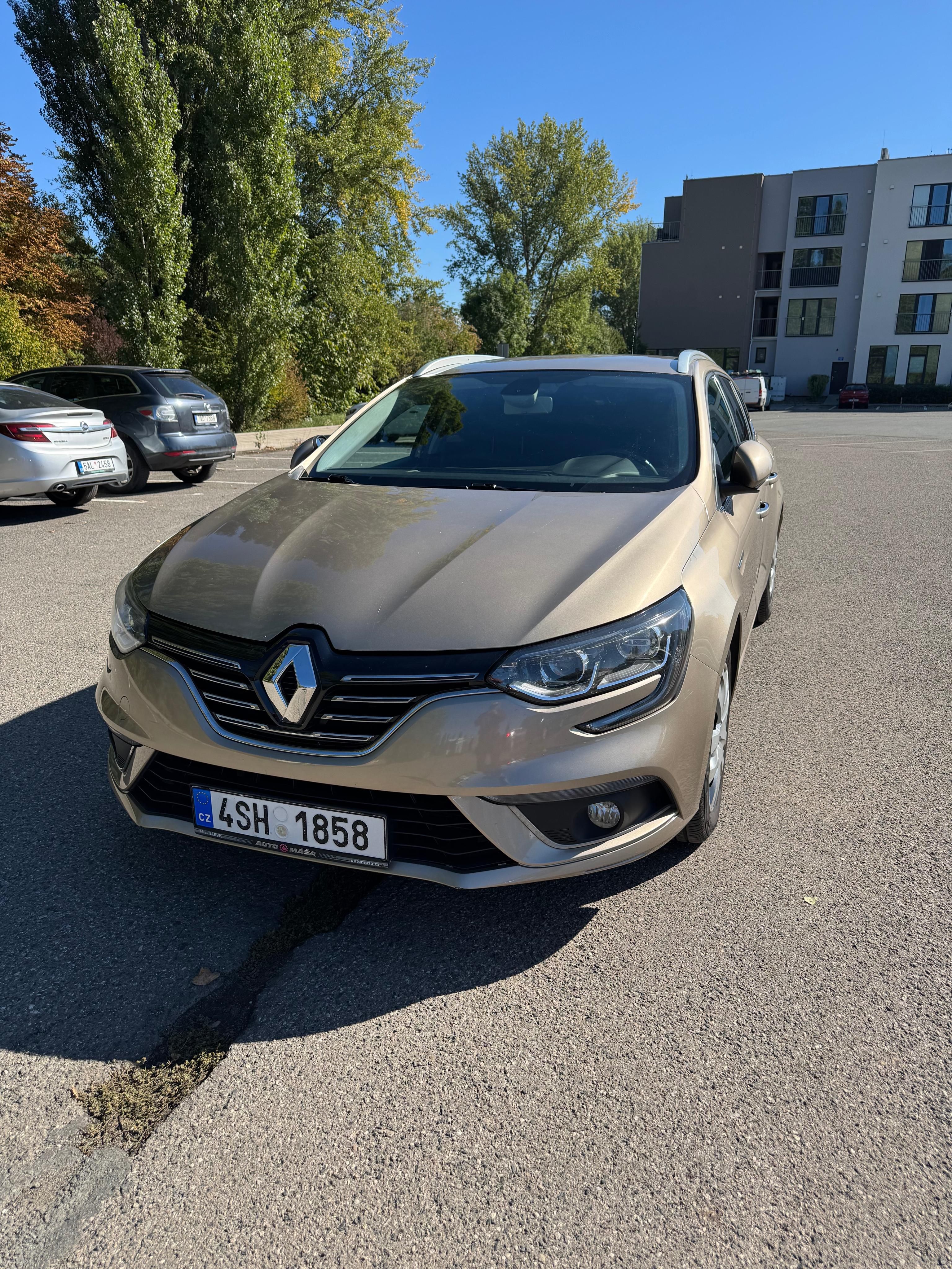 Renault Mégane, 1,2TCe 96kW, Airplay