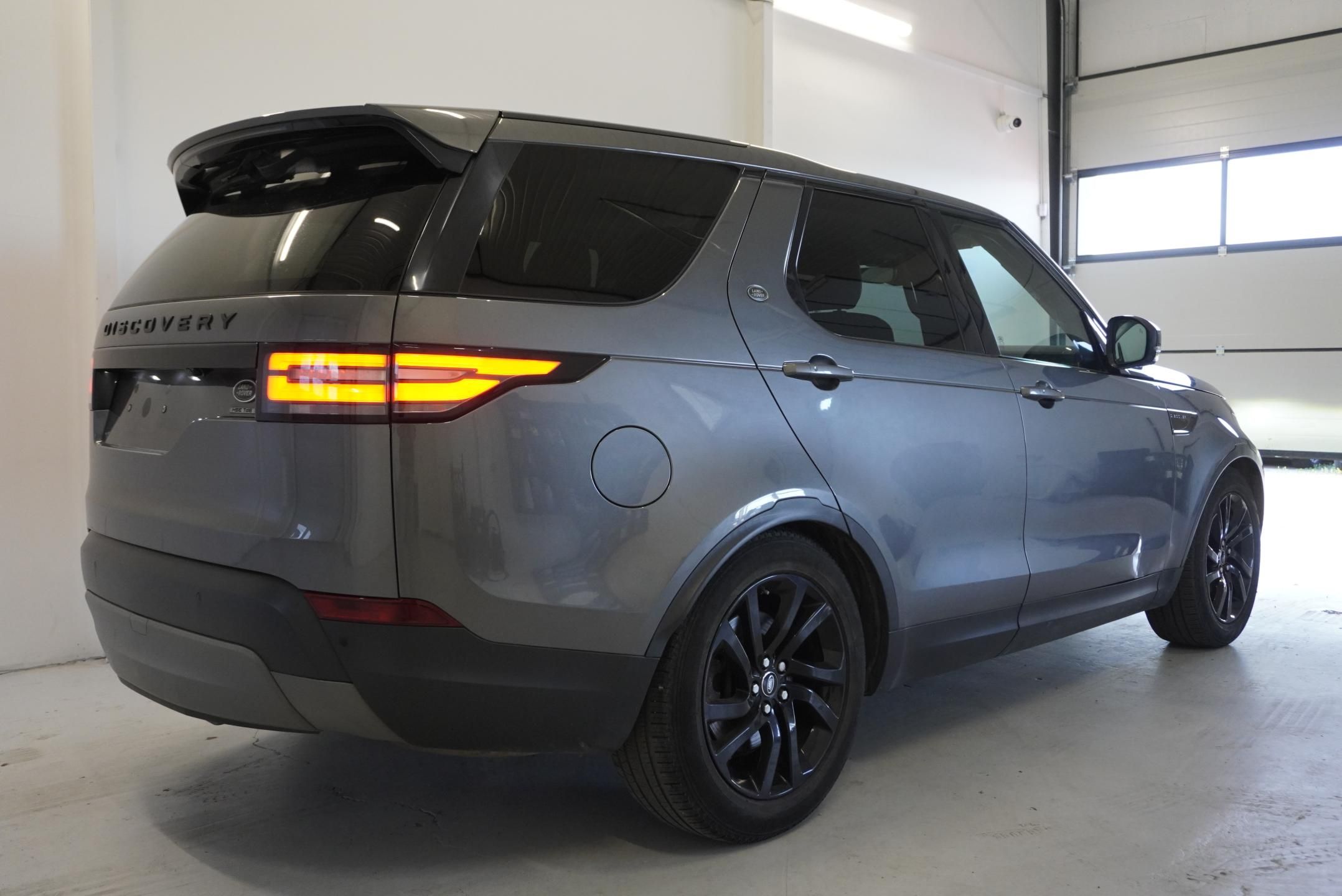 Land Rover Discovery, 3,0 TD6 HSE 4WD AUT. - fotka 5