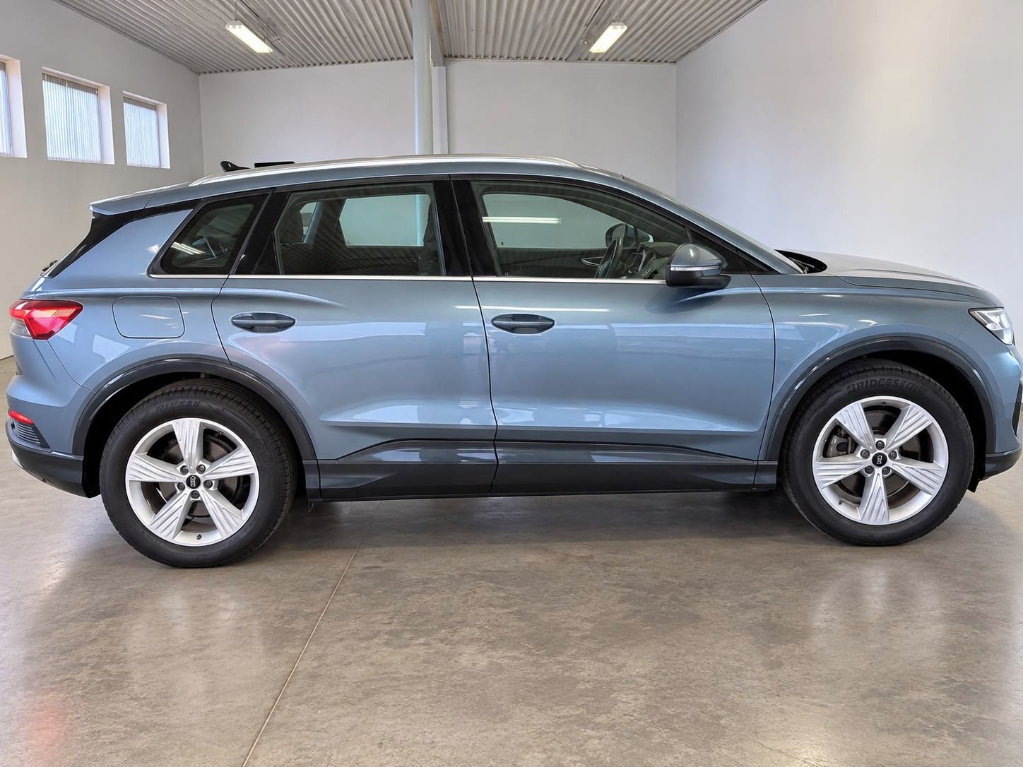 Audi Q4, 4x4, 220KW, TČ, MATRIX - fotka 4