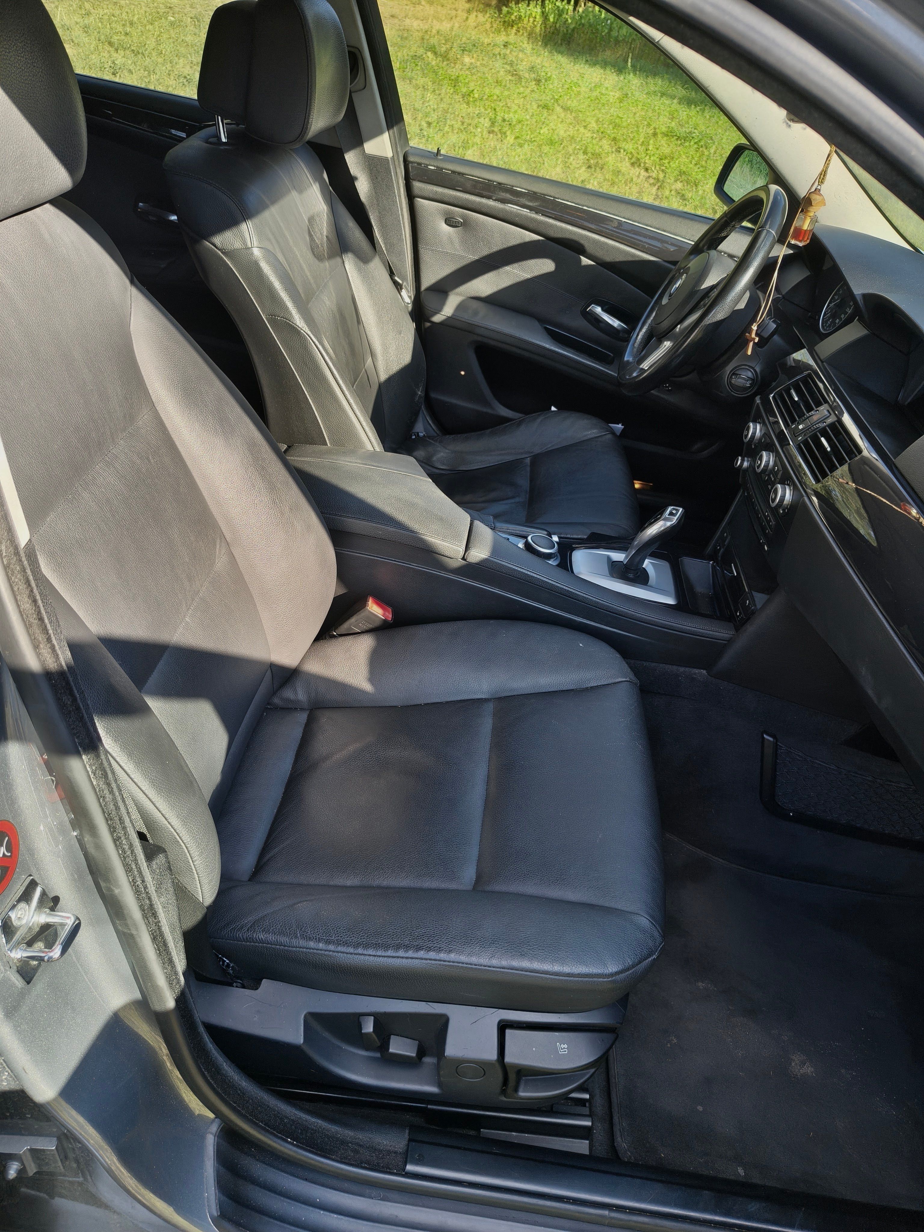 BMW Řada 5, BMW e61 530D - fotka 5