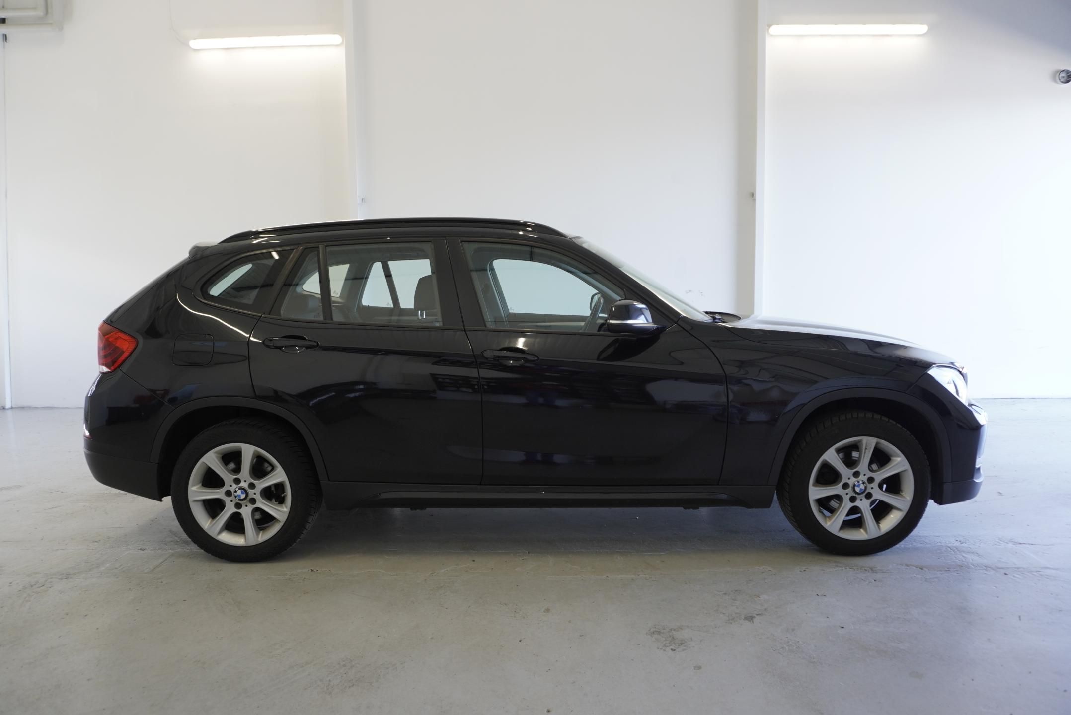 BMW X1, 2,0 XDRIVE28I AUT. - fotka 4