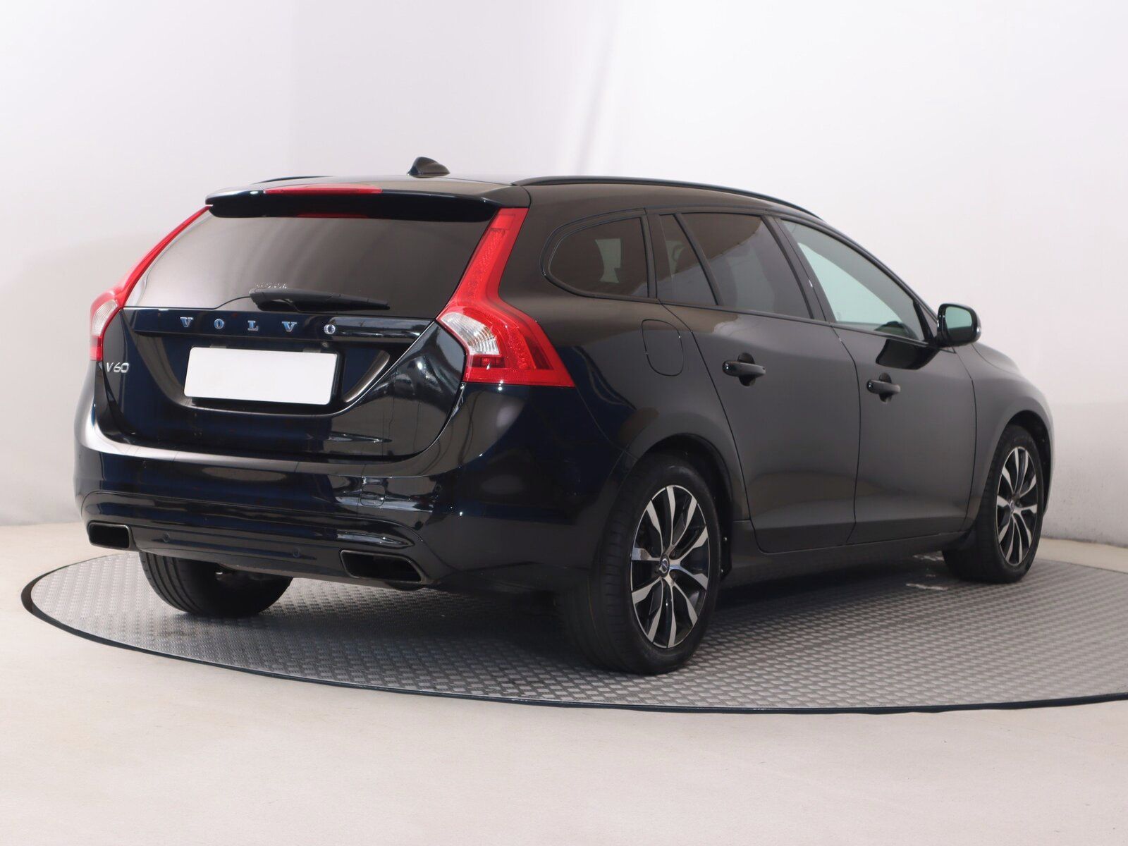 Volvo V60, D3 2.0, Serv.kniha - fotka 5