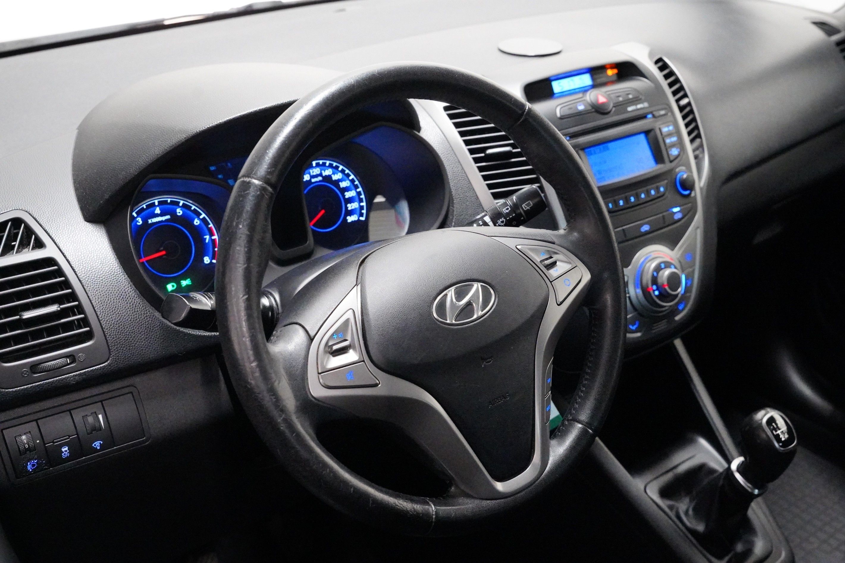 Hyundai ix20, 1.4 MPI 66 kW - fotka 5