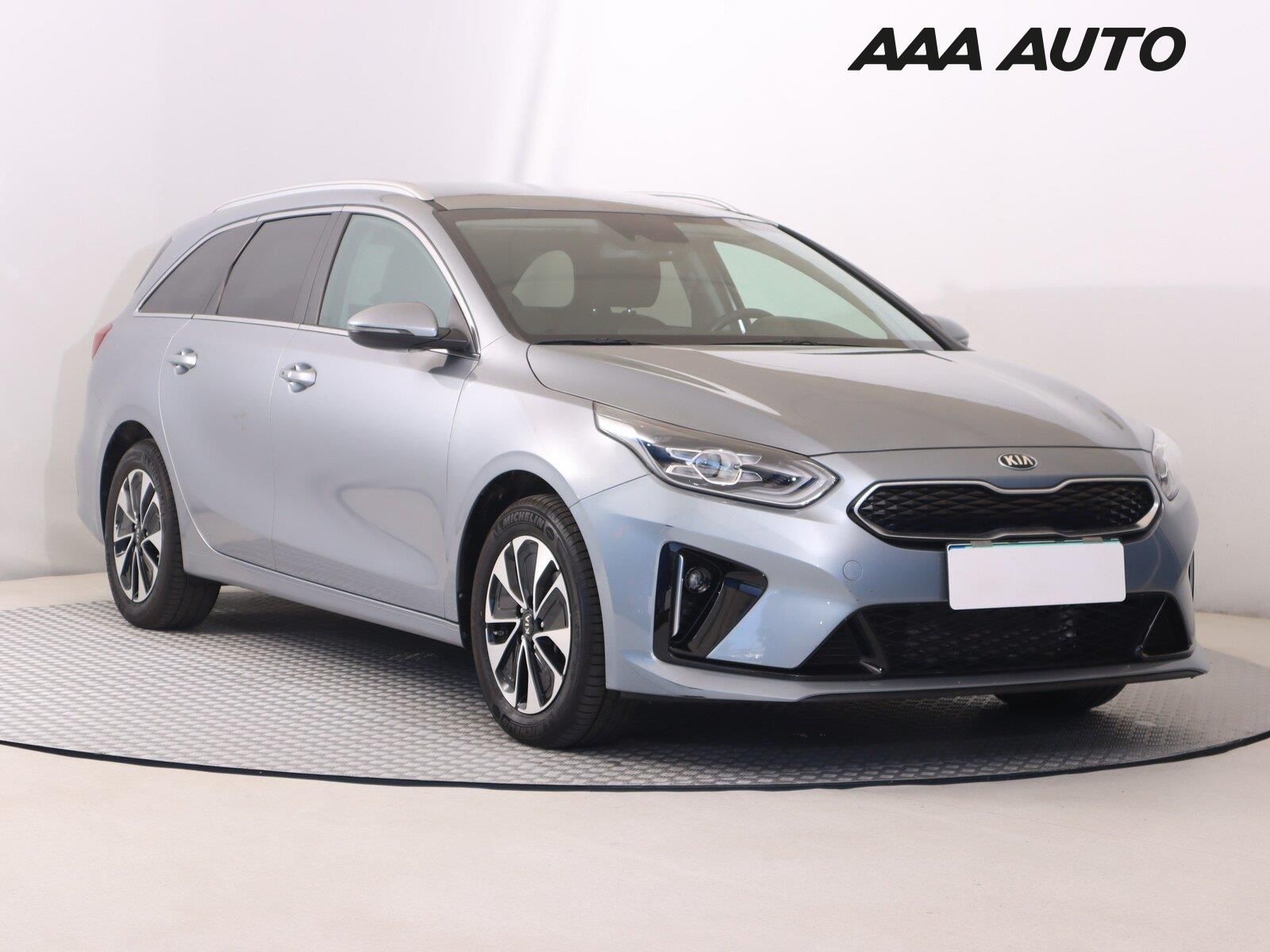 Kia Cee´d, 1.6 GDI plug-in, Gold, Automat