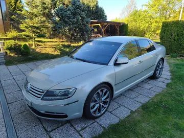 Volkswagen Phaeton, 4.2 V8, LPG, 2 sady ALU, tažné