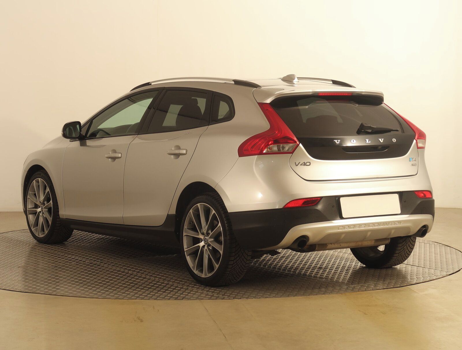 Volvo V40, 2.0 T5, 4X4, Automat - fotka 4