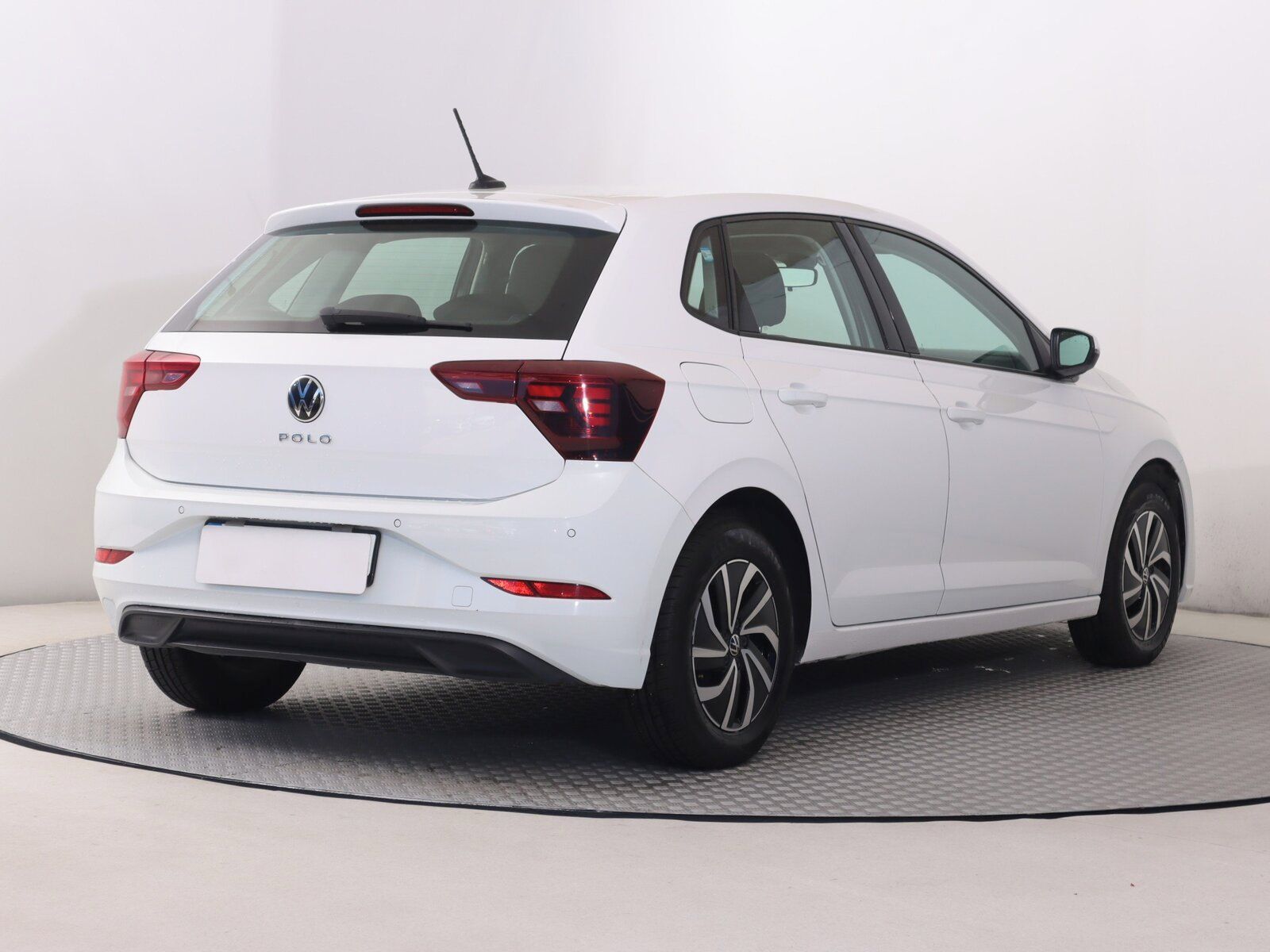 Volkswagen Polo, 1.0 TSI, Serv.kniha - fotka 5
