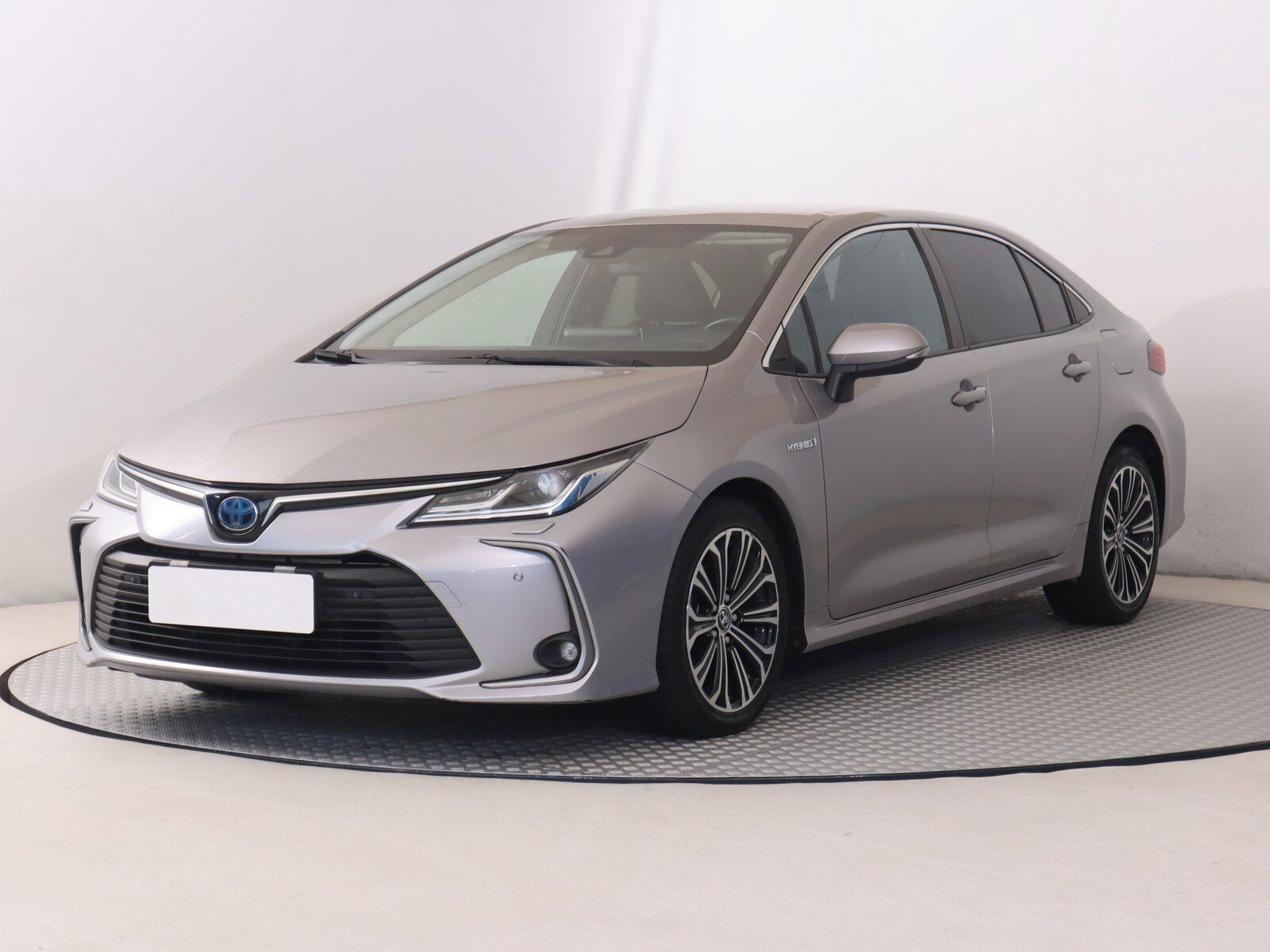Toyota Corolla, 1.8 Hybrid, Style, Automat - fotka 2