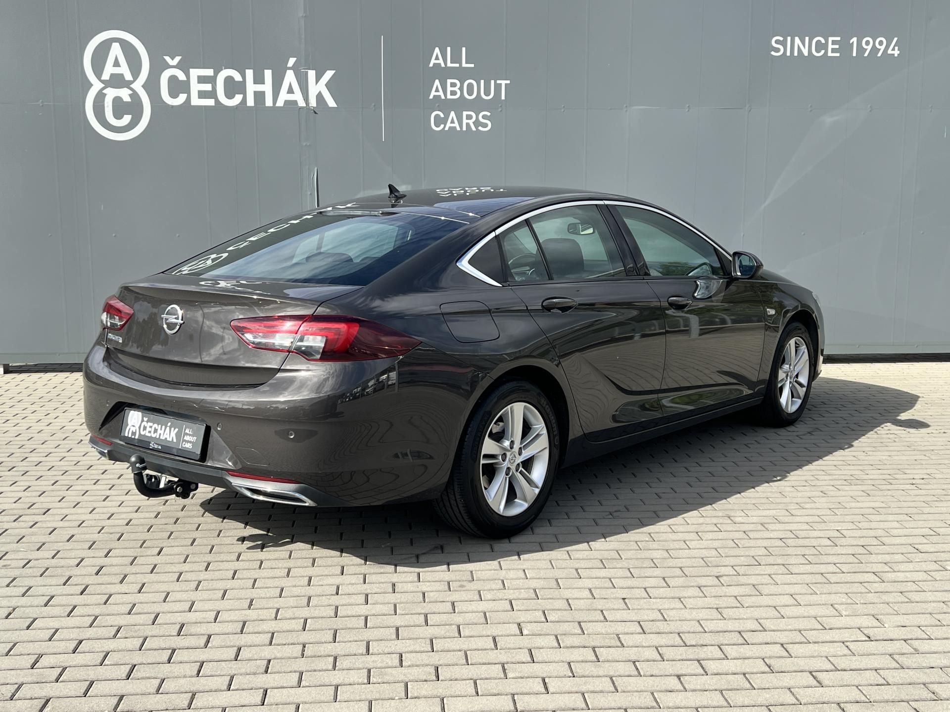 Opel Insignia, 2.0CDTi 128kW GRAND SPORT aut. - fotka 5