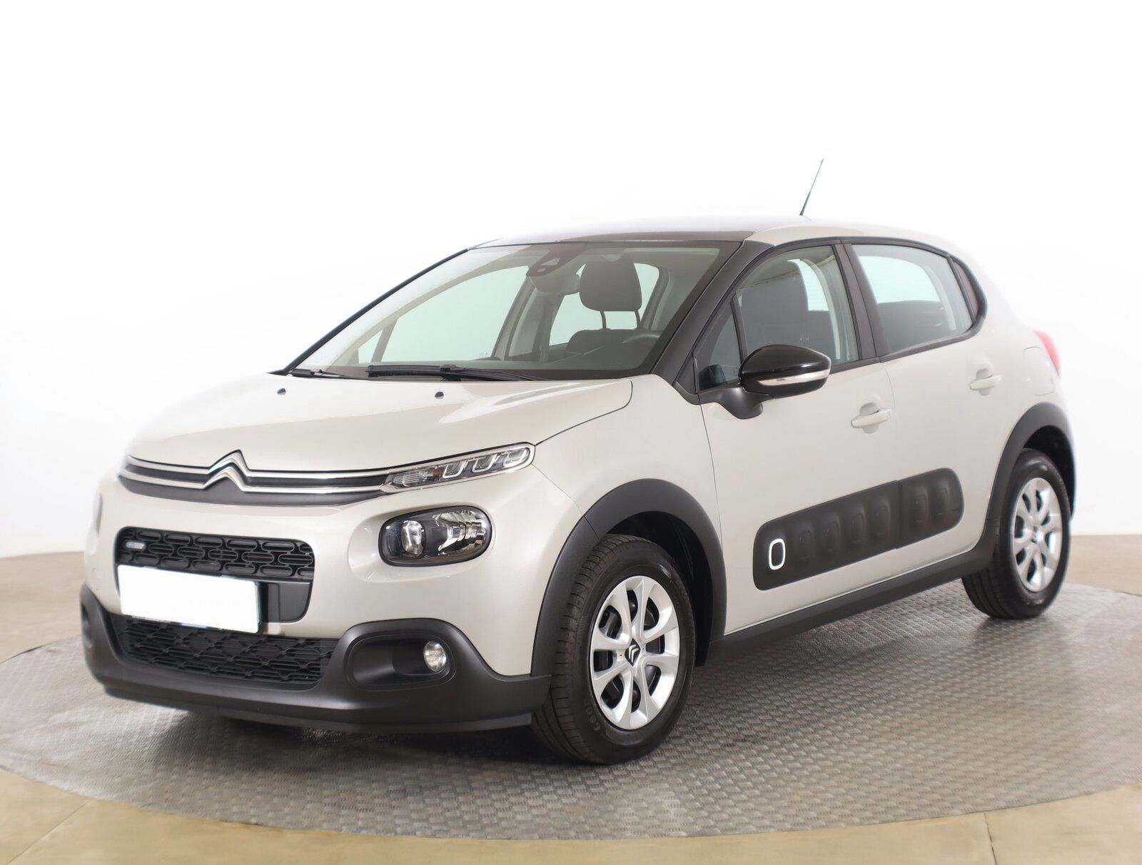 Citroën C3, 1.2 PureTech - fotka 2
