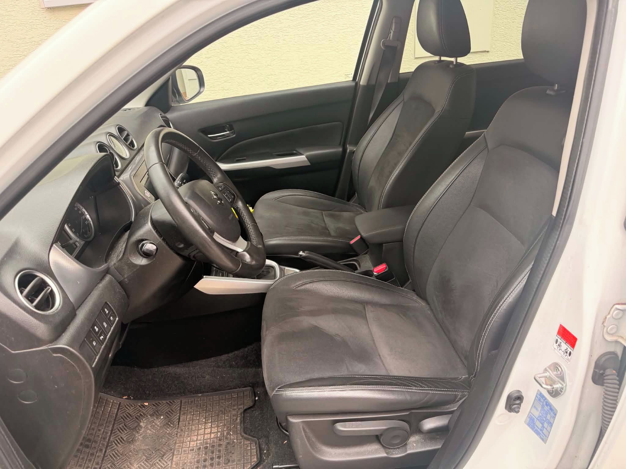 Suzuki Vitara, 1.6 VVT  88 KW - fotka 6