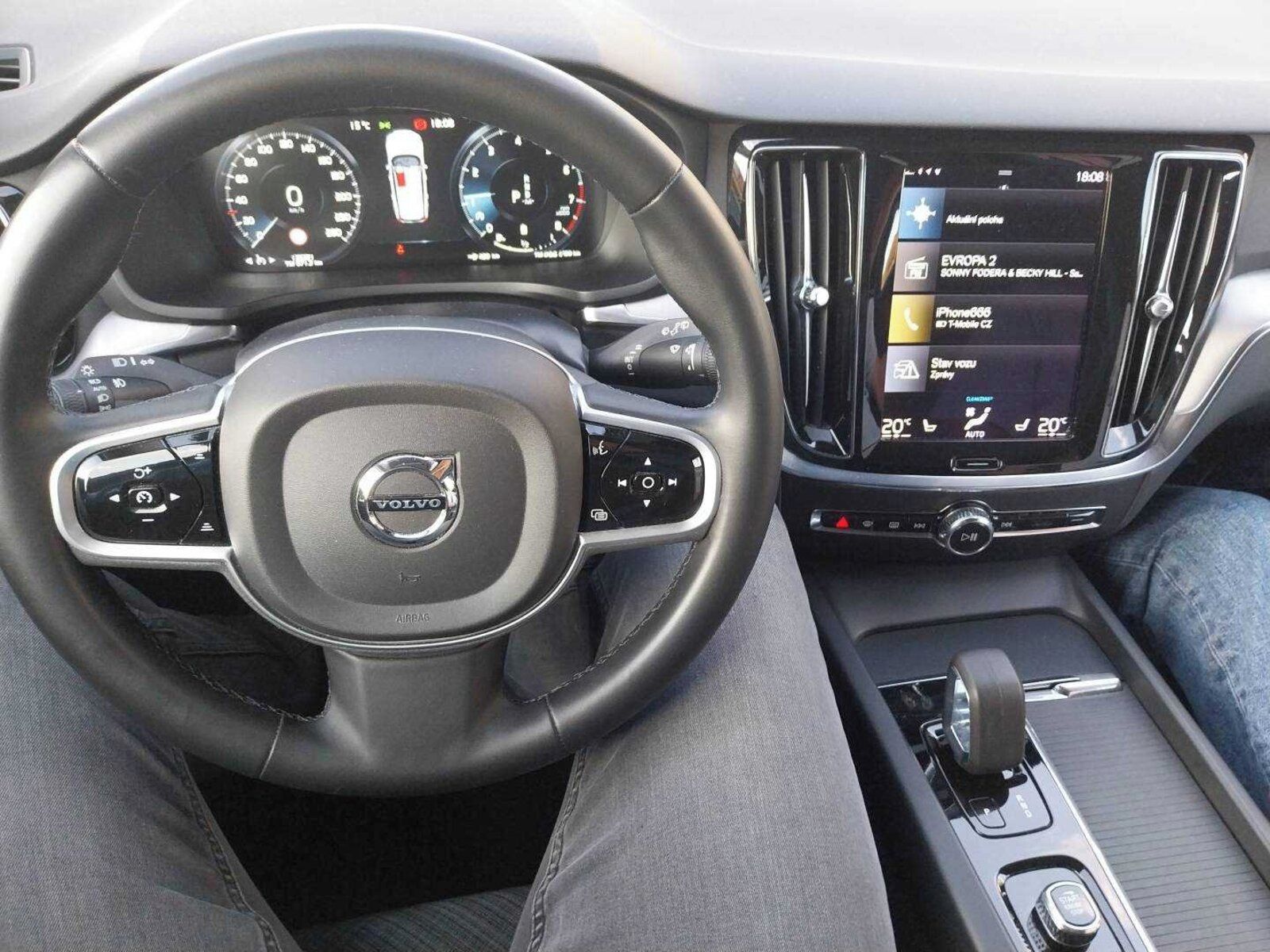Volvo V60, T5 2.0 AWD, 4X4, Automat - fotka 3
