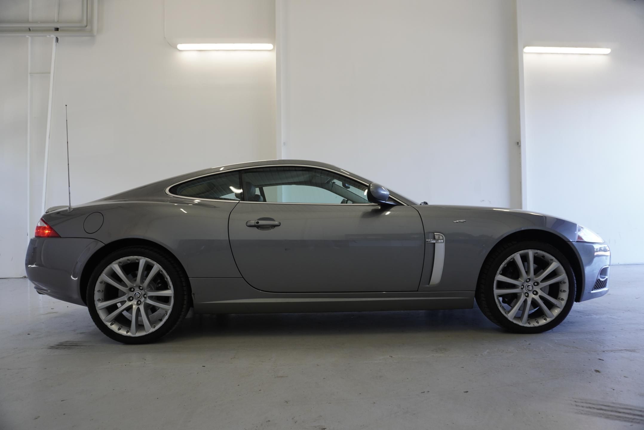 Jaguar XKR, R COUPE  4,2I S/C AUT. - fotka 4
