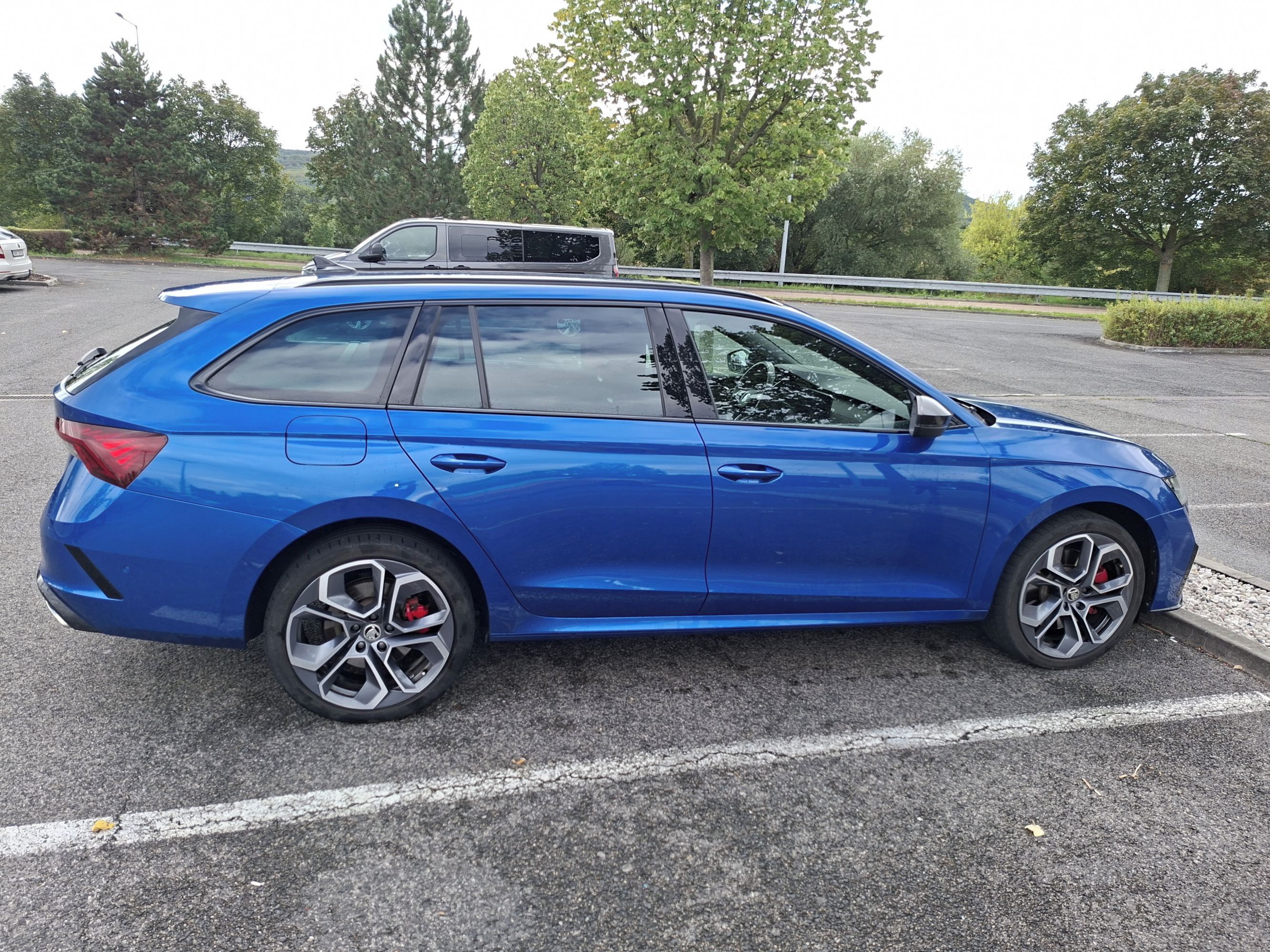 Škoda Octavia, Octavia 4 RS iV - fotka 4